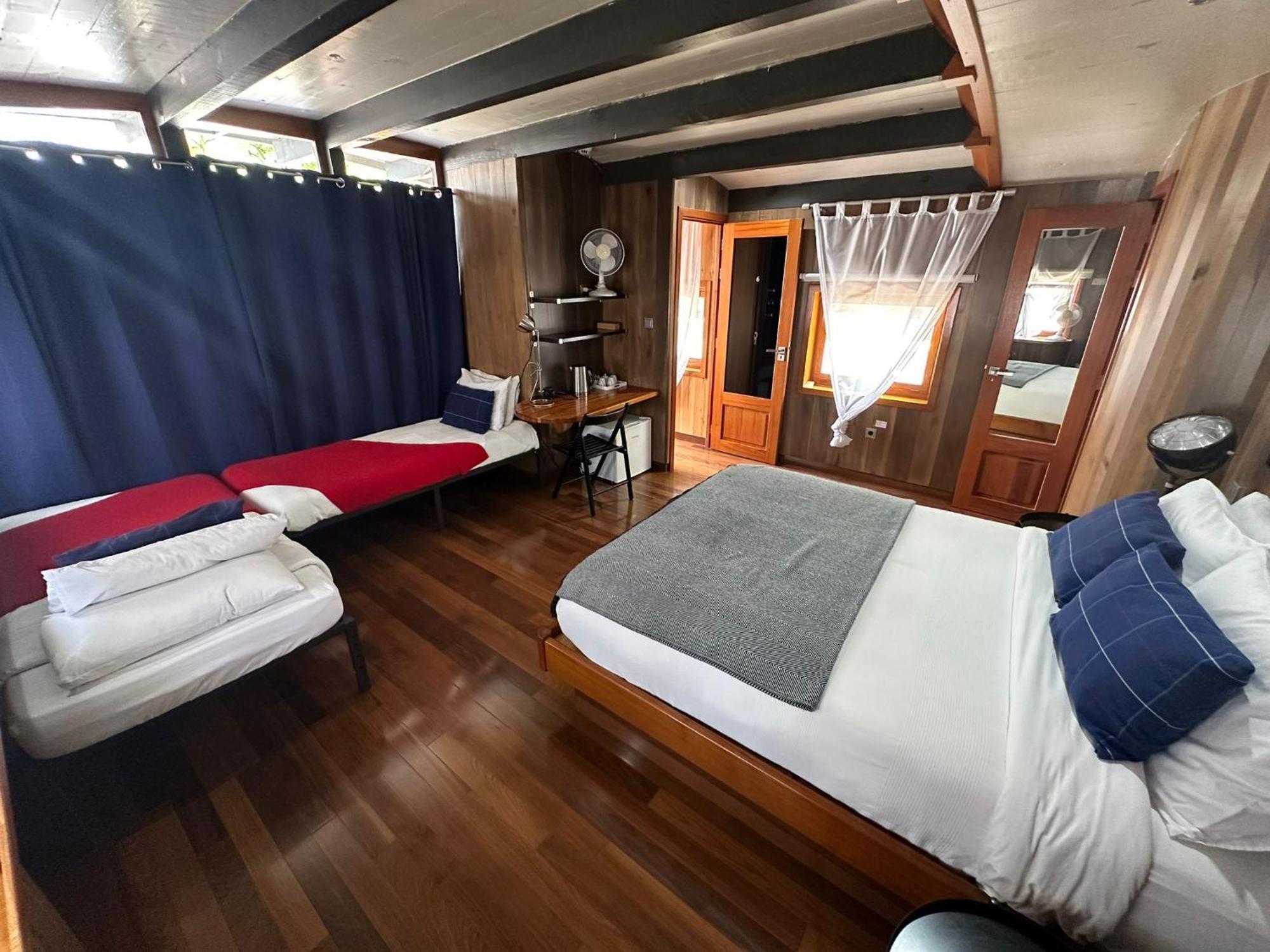 Le Sorelle Botel London
