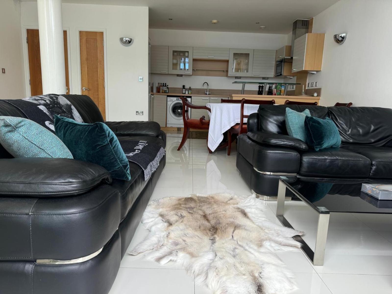 Luxury 3 Bed Apartment