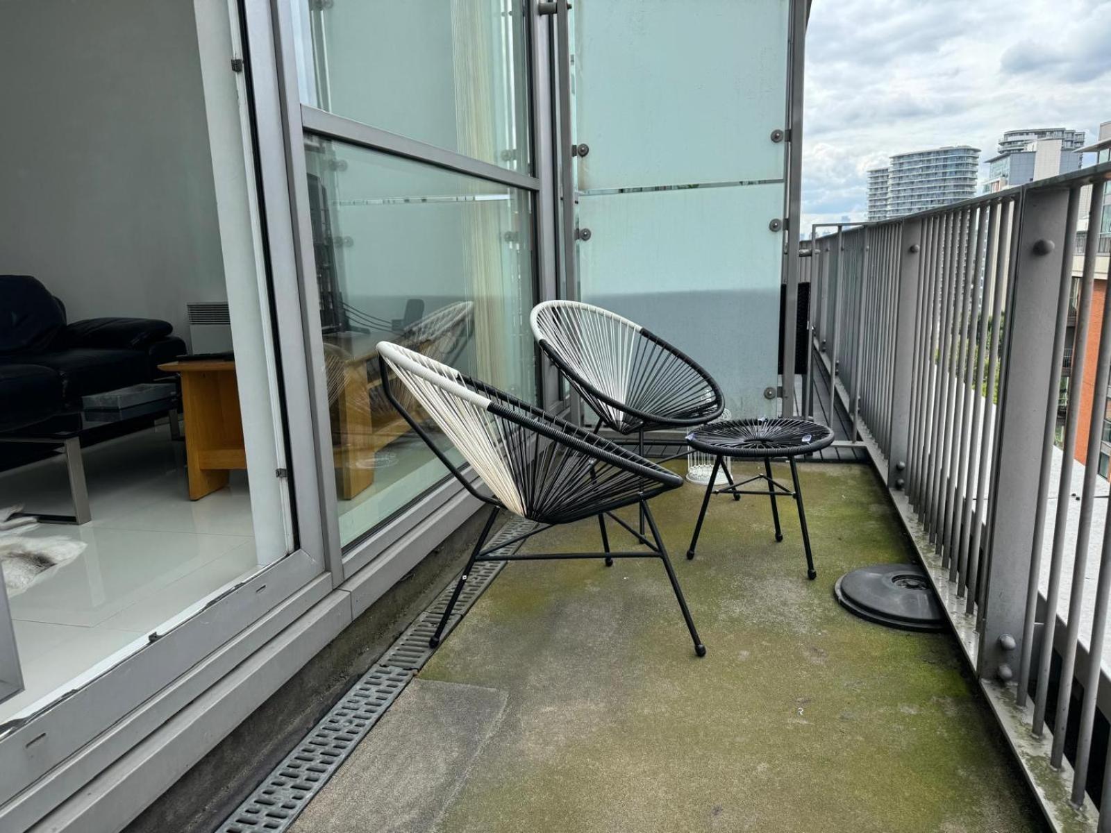 Luxury 3 Bed Apartment London
