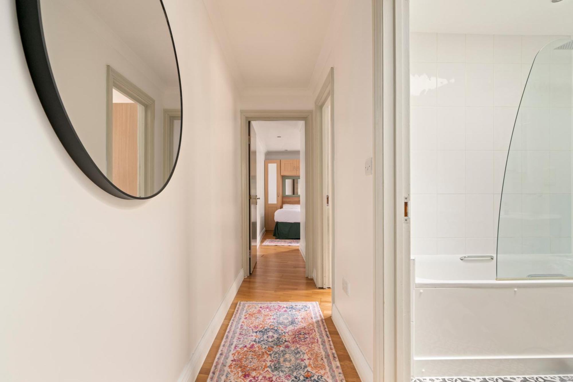Apartment Comfy 2-bedroom Flat In Heart Of Shoreditch *