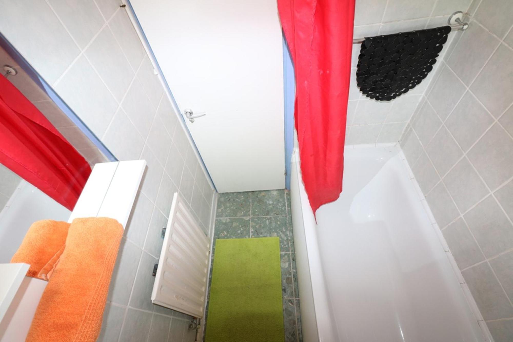 Apartment Cosy 3 Bed Apt, Old Truman Brewery! Brick Lane, London, E1 London