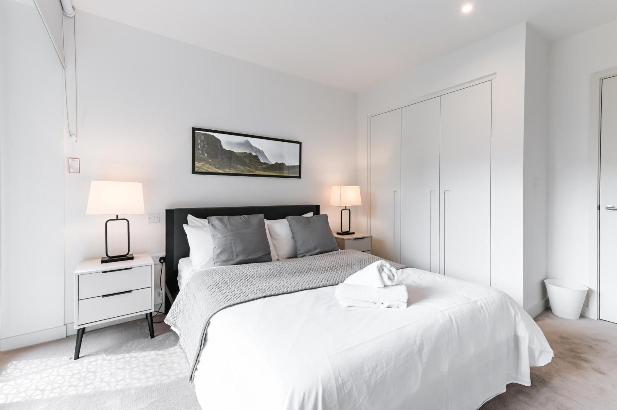 Khayat Homes - The Cosy Cabo - One Bed London