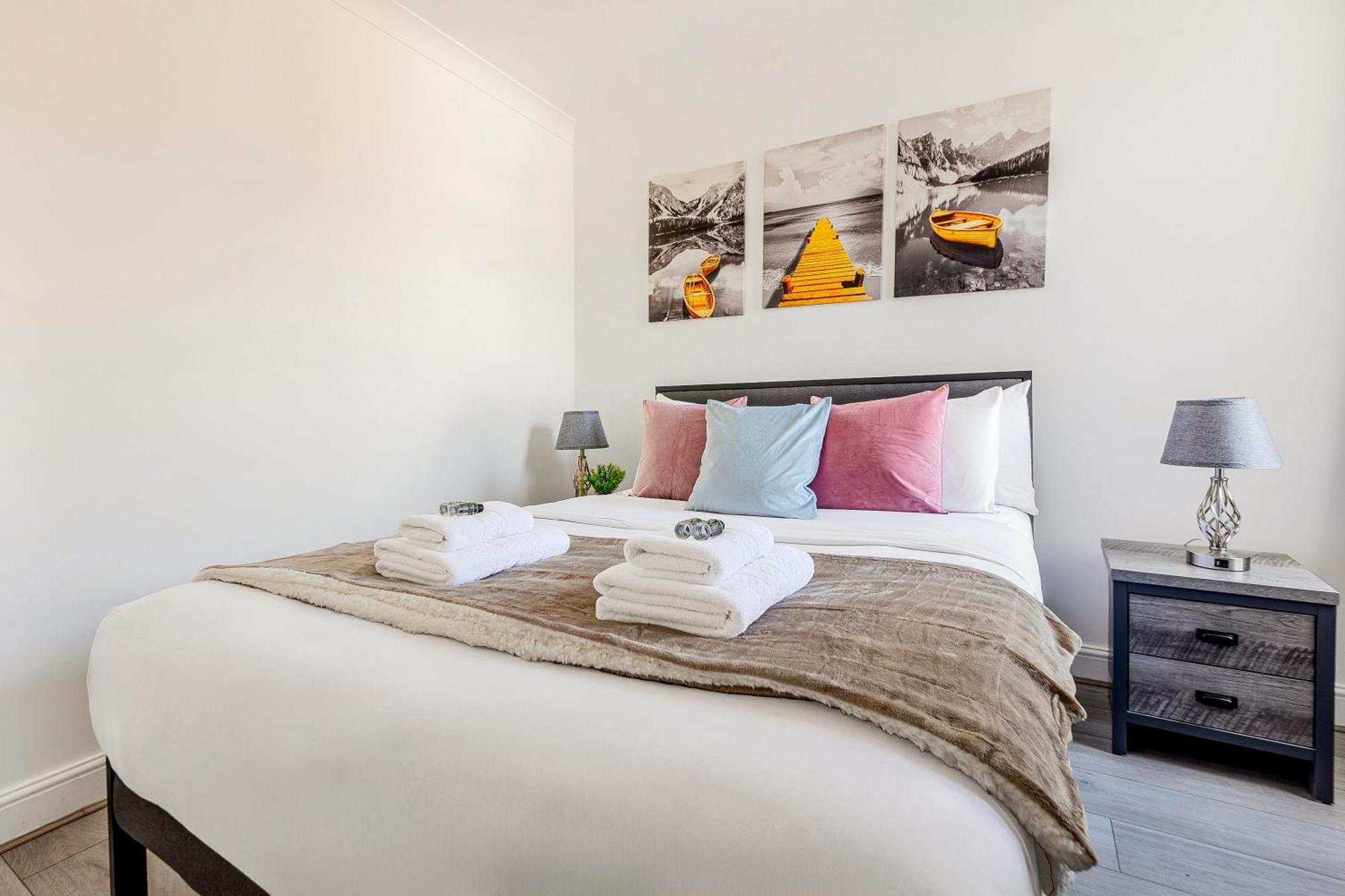 Bright 2br Flat, Forest Gate, East * Londres