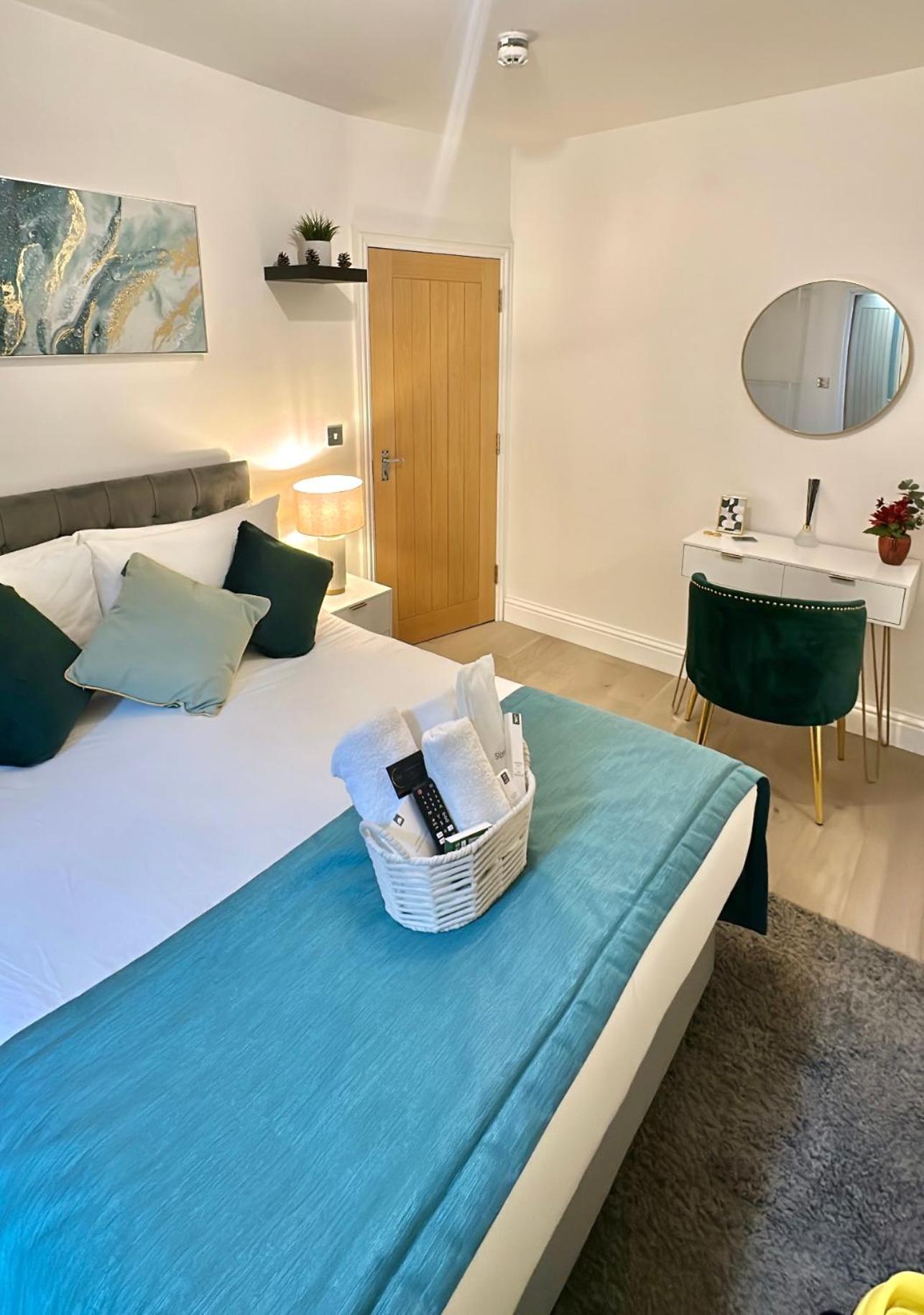 Hospedagem domiciliar The Luxe En-suite In Stratford *