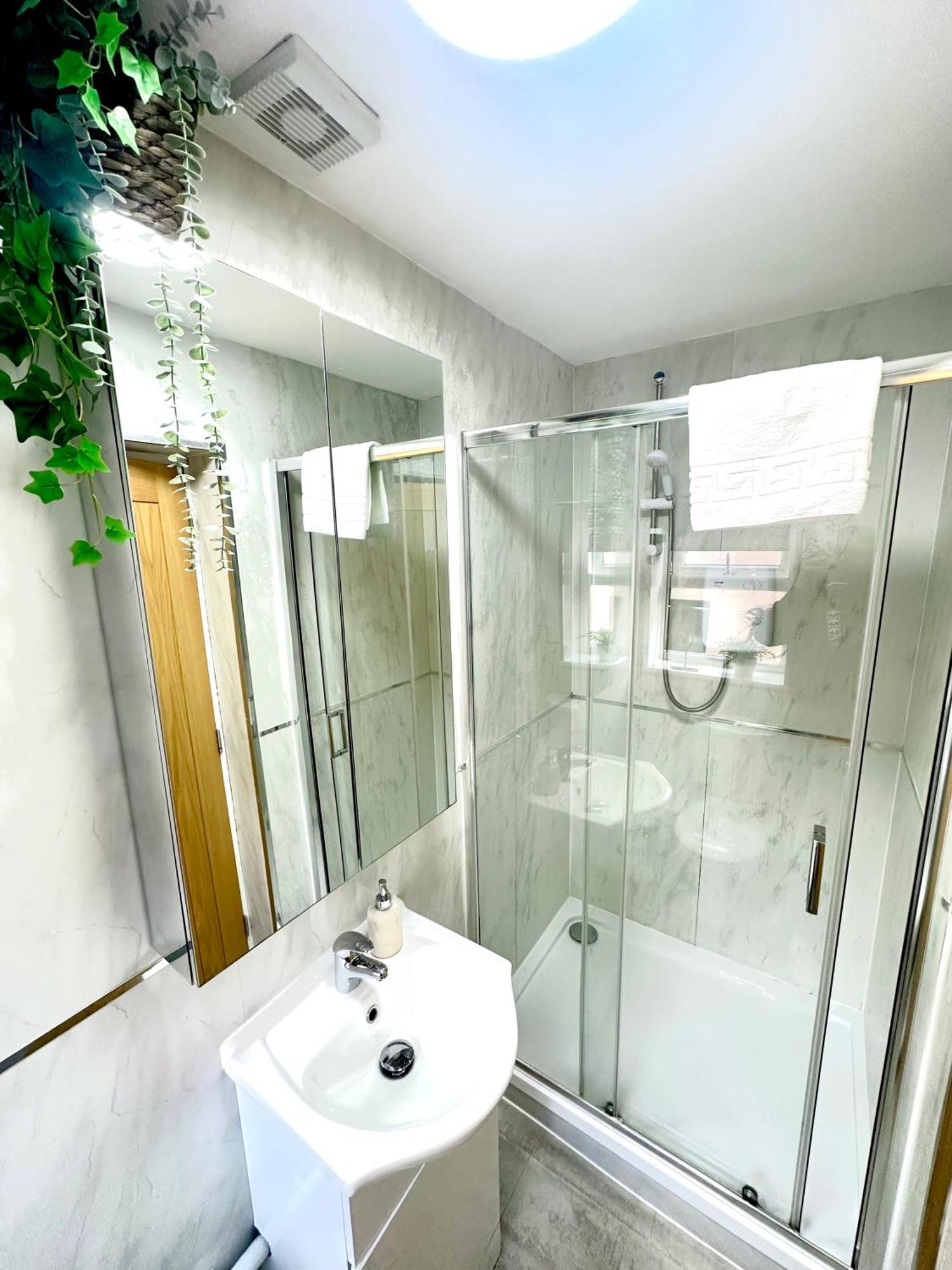 Hospedagem domiciliar The Luxe En-suite In Stratford *