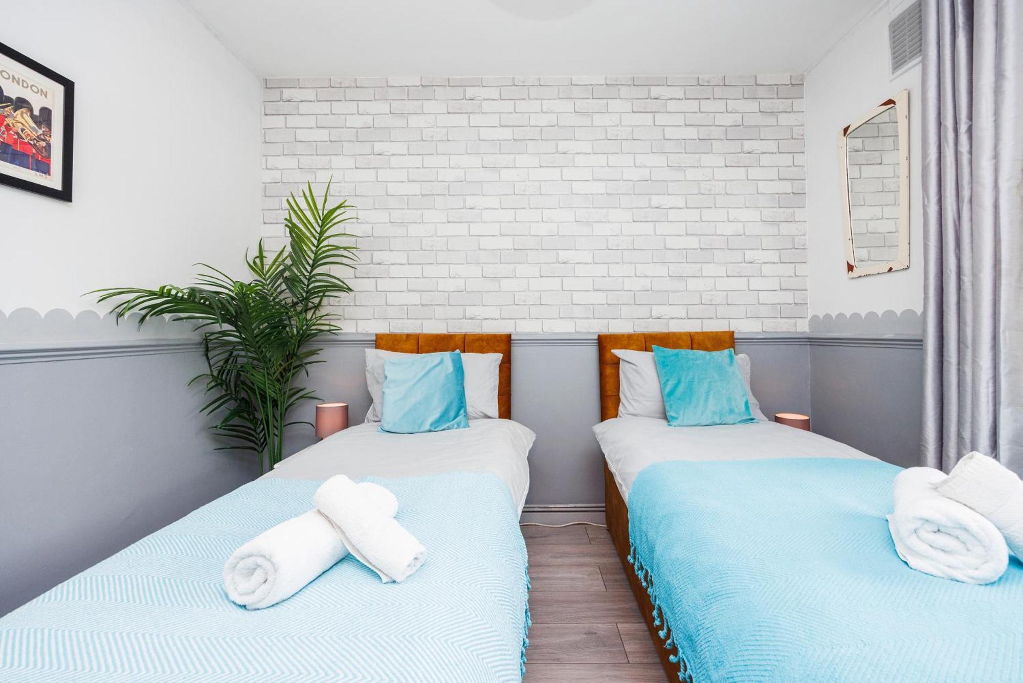 Apartamento Spacious 2-bedroom With Terrace, Garden Views & Free Wifi Near Olympic Stadium Londres