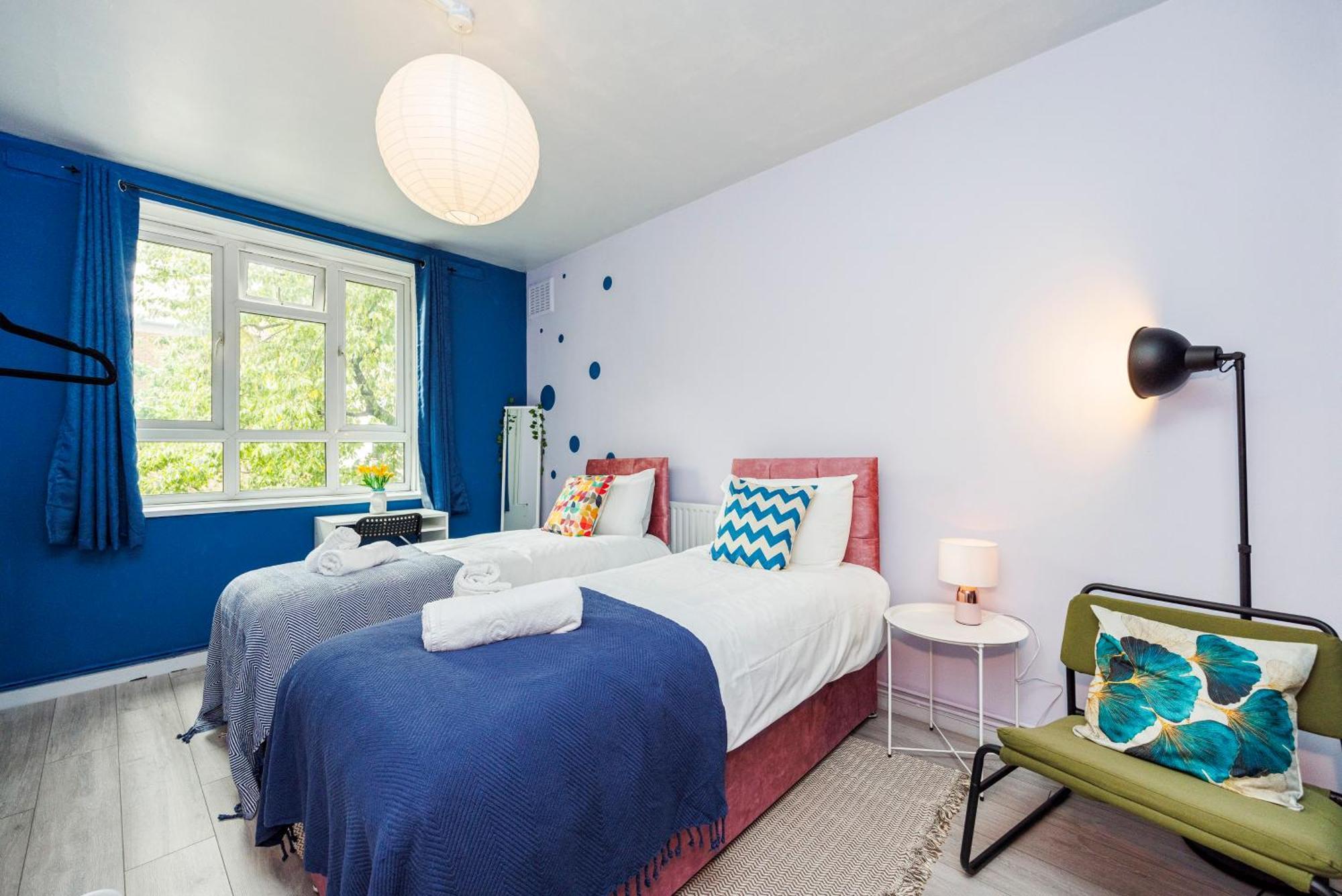 Spacious 2-bedroom With Terrace, Garden Views & Free Wifi Near Olympic Stadium Apartamento *