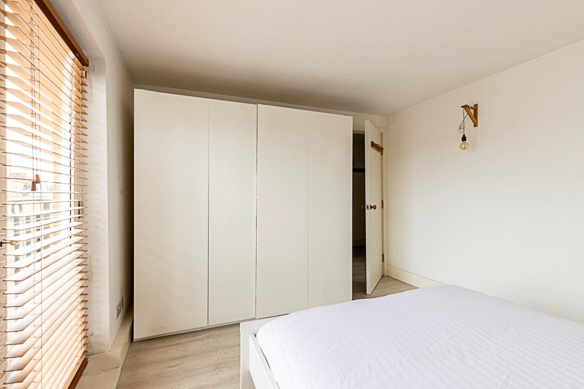 Apartment Tranquil 2 Bedroom In East