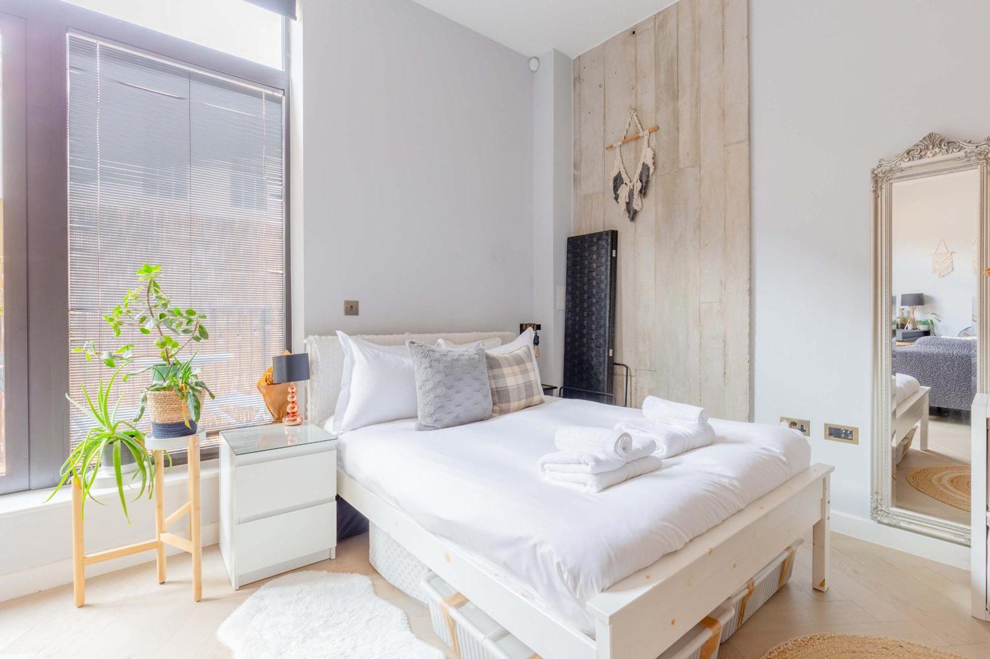 Stylish In Hackney With Private Terrace Apartment *
