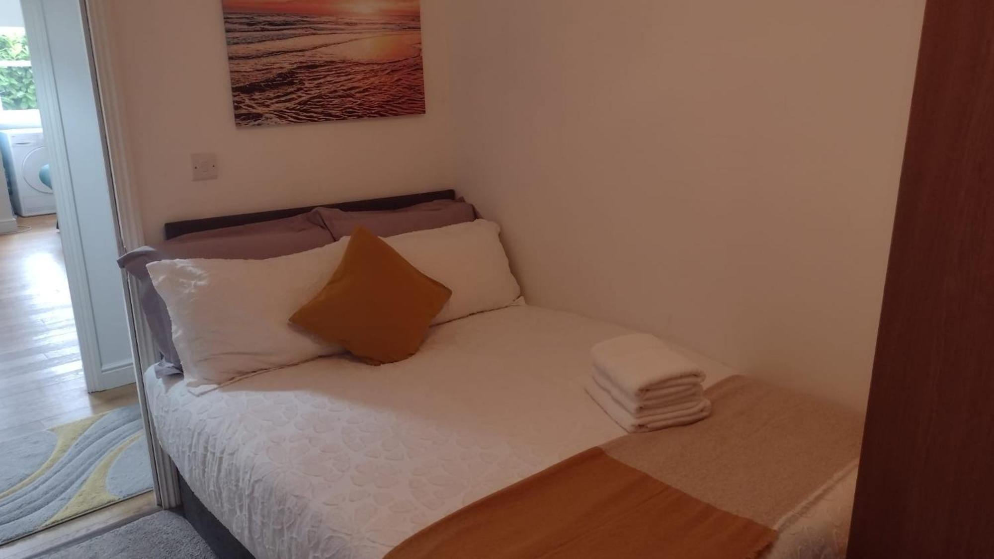 Apartment Spacious 2-bed Family With Pets Welcome London