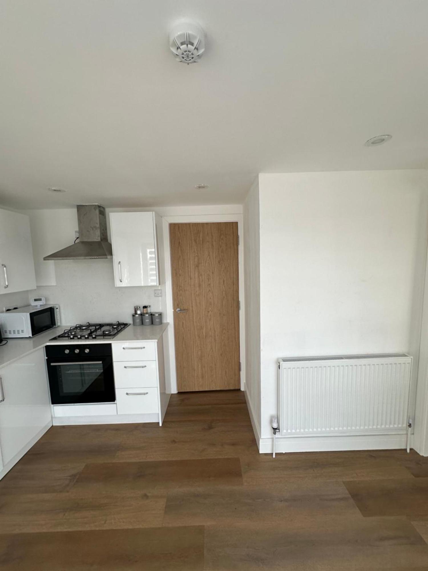 Ah Livings Apartment London