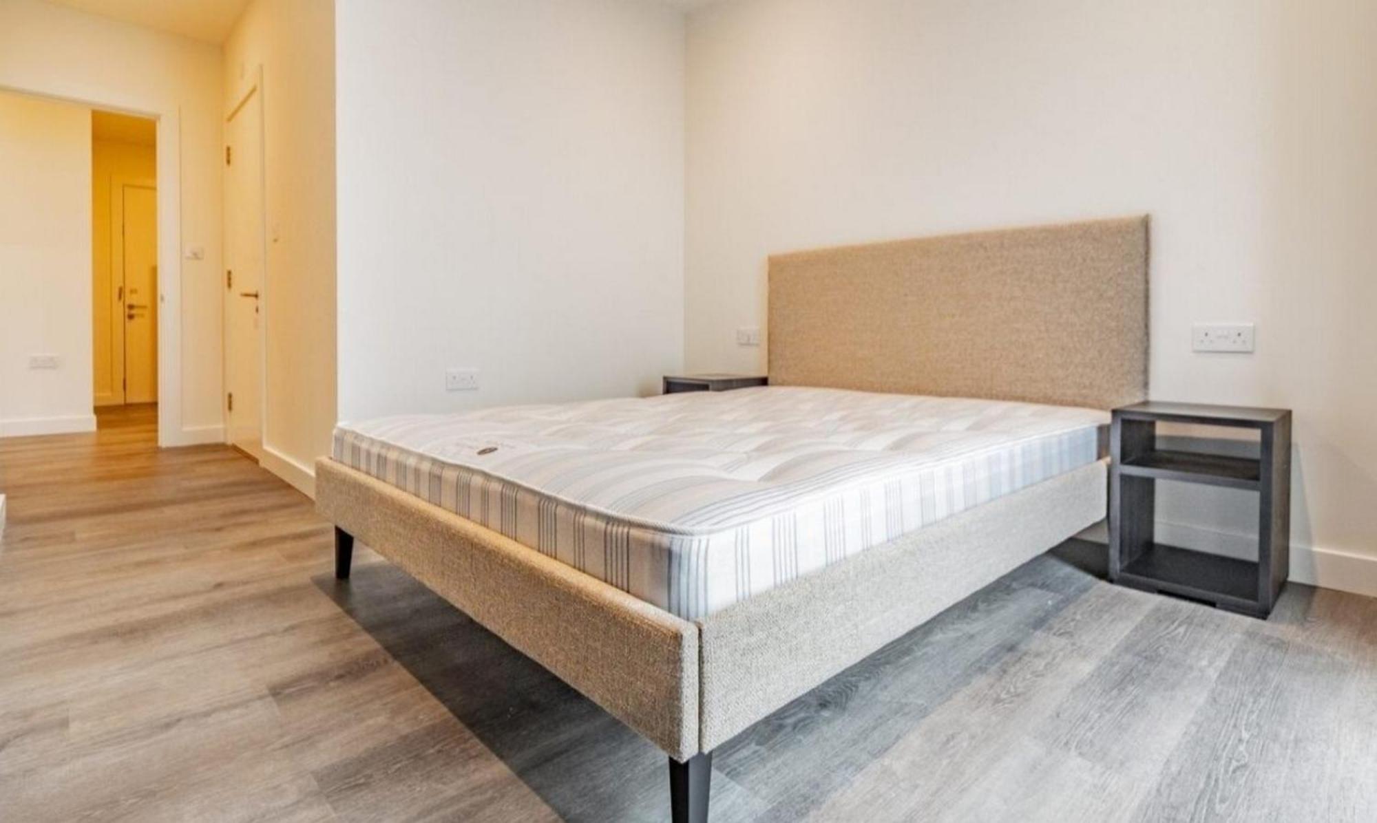 East Village With Views * London