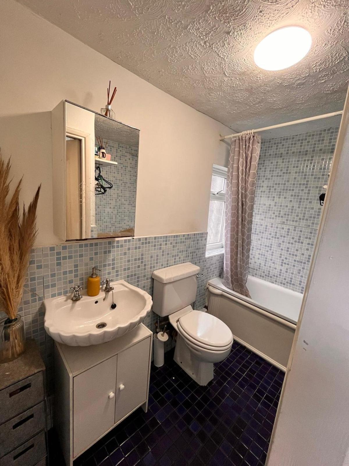 4 Bedroom House, Close To The O2 And Greenwich * London