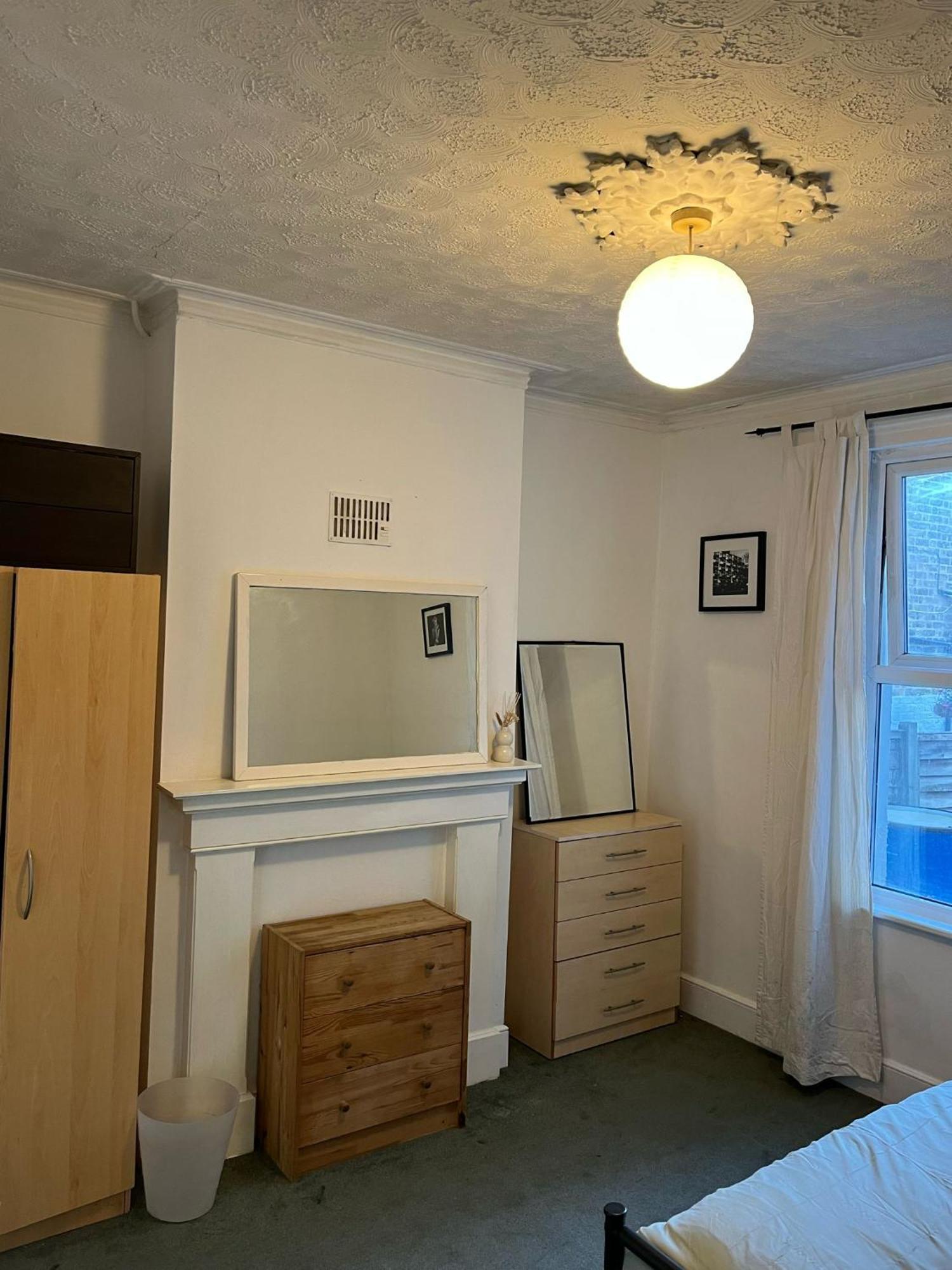 4 Bedroom House, Close To The O2 And Greenwich Holiday home