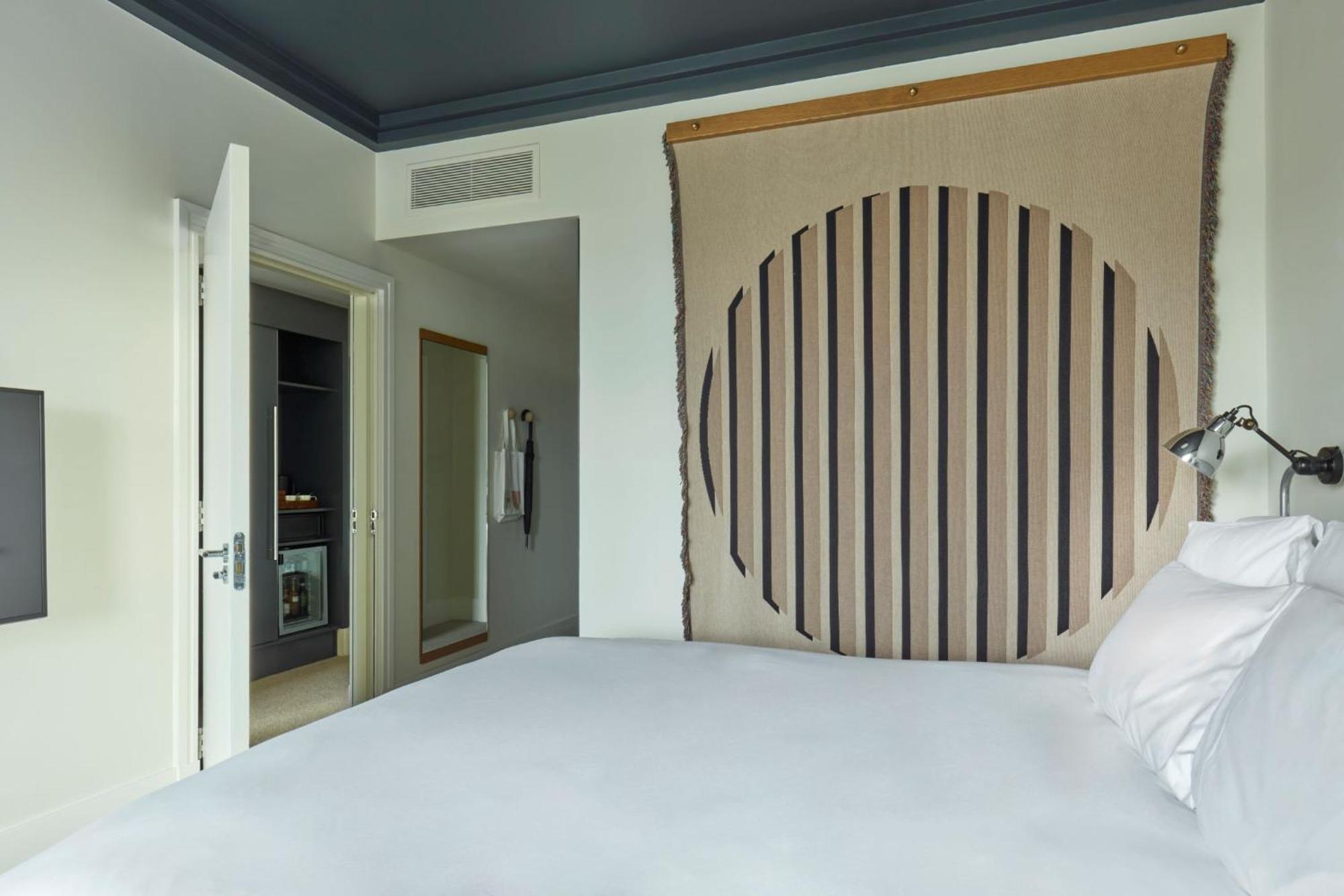 One Hundred Shoreditch 4*