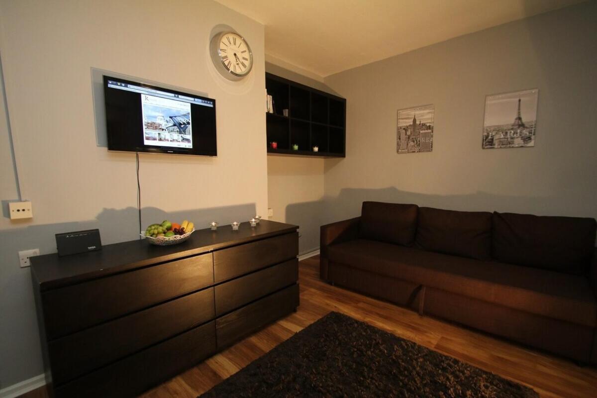 Molesey Apartamento *