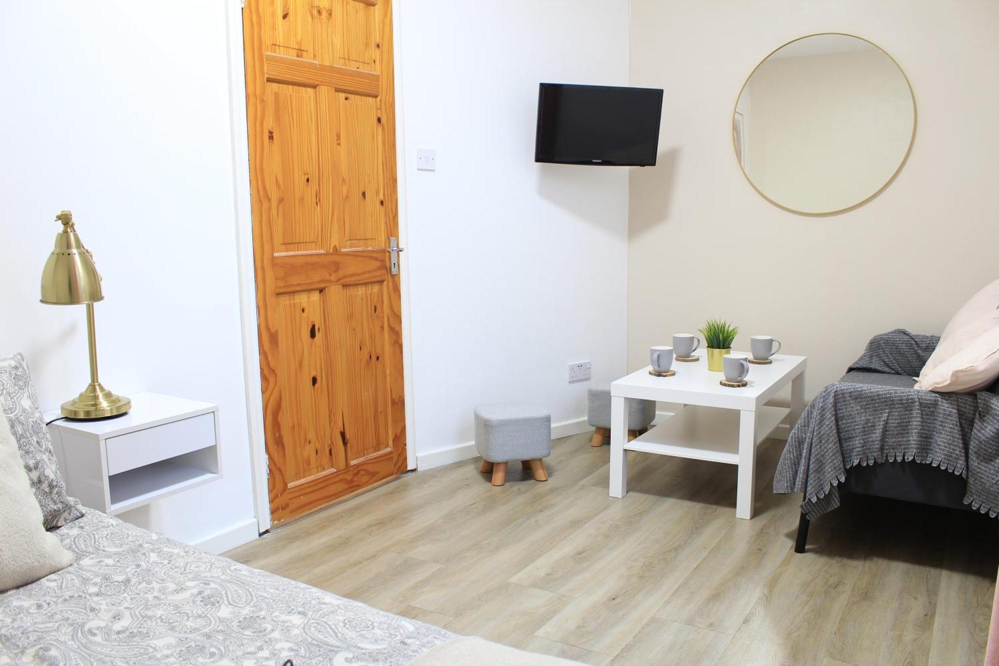 Modern Ground Floor Flat - 15 Min To Central Apartment