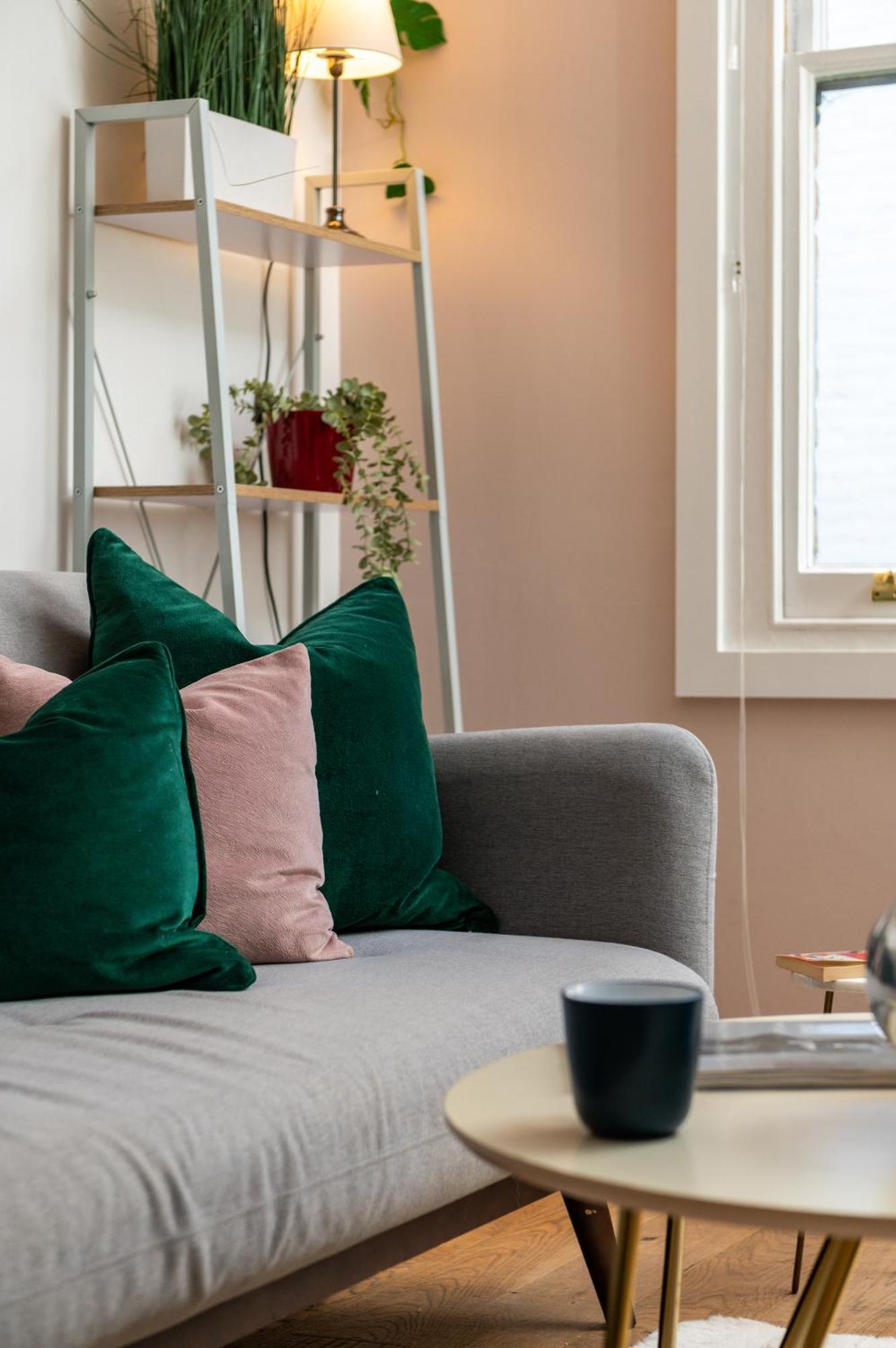 1br Stylish Flat By Hostarahomes, Near Liverpool Street, Prime Location, Sleeps Up To 4 London