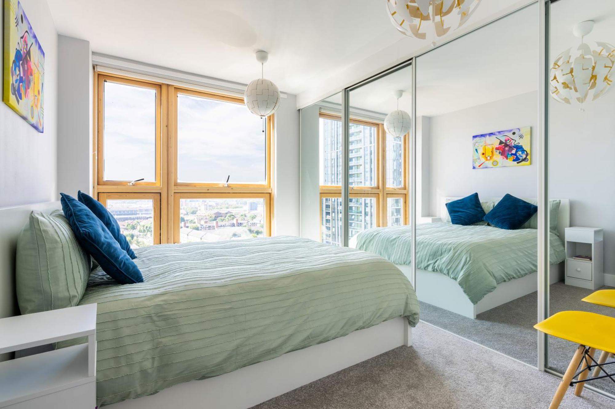 Flat In Canary Wharf With Amazing Views & Balcony * London