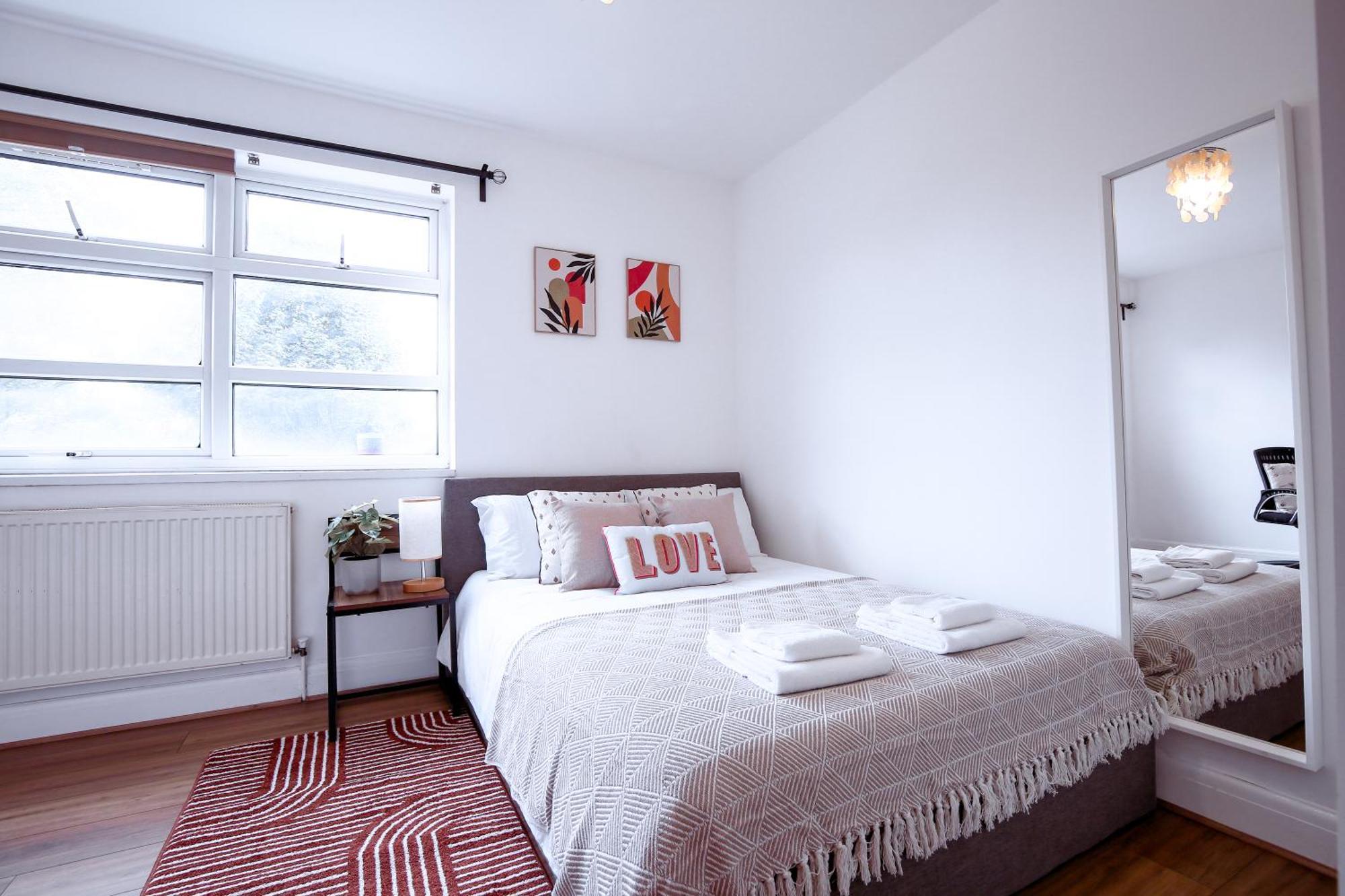 Stratford Gem- Stylist Spacious Apartment