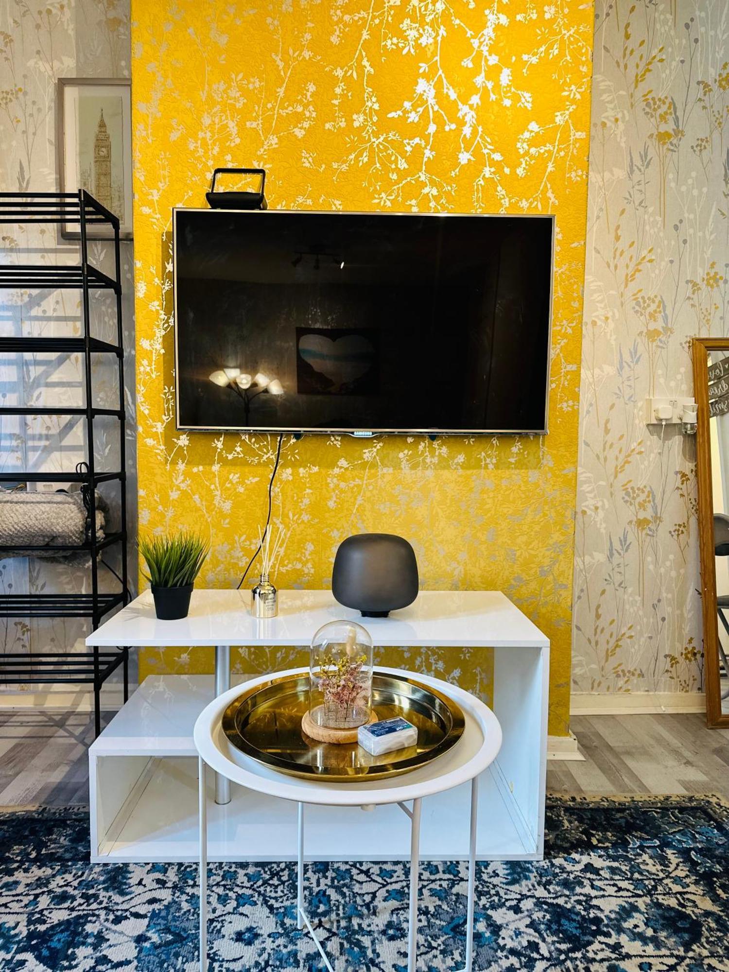 In London, Bethnal Apartment