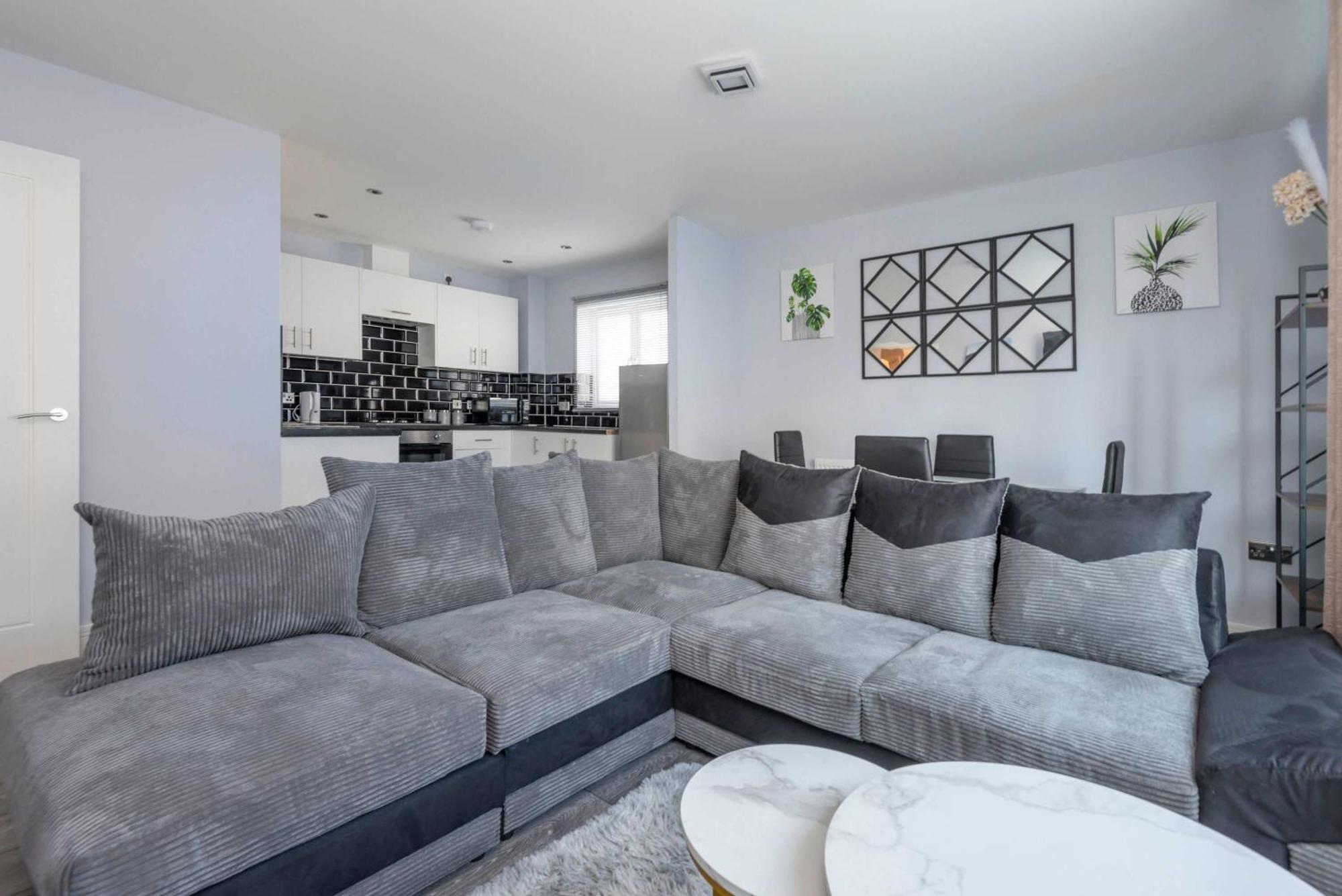 Stylish Elegant New Flat 5 Min From Elizabeth Line