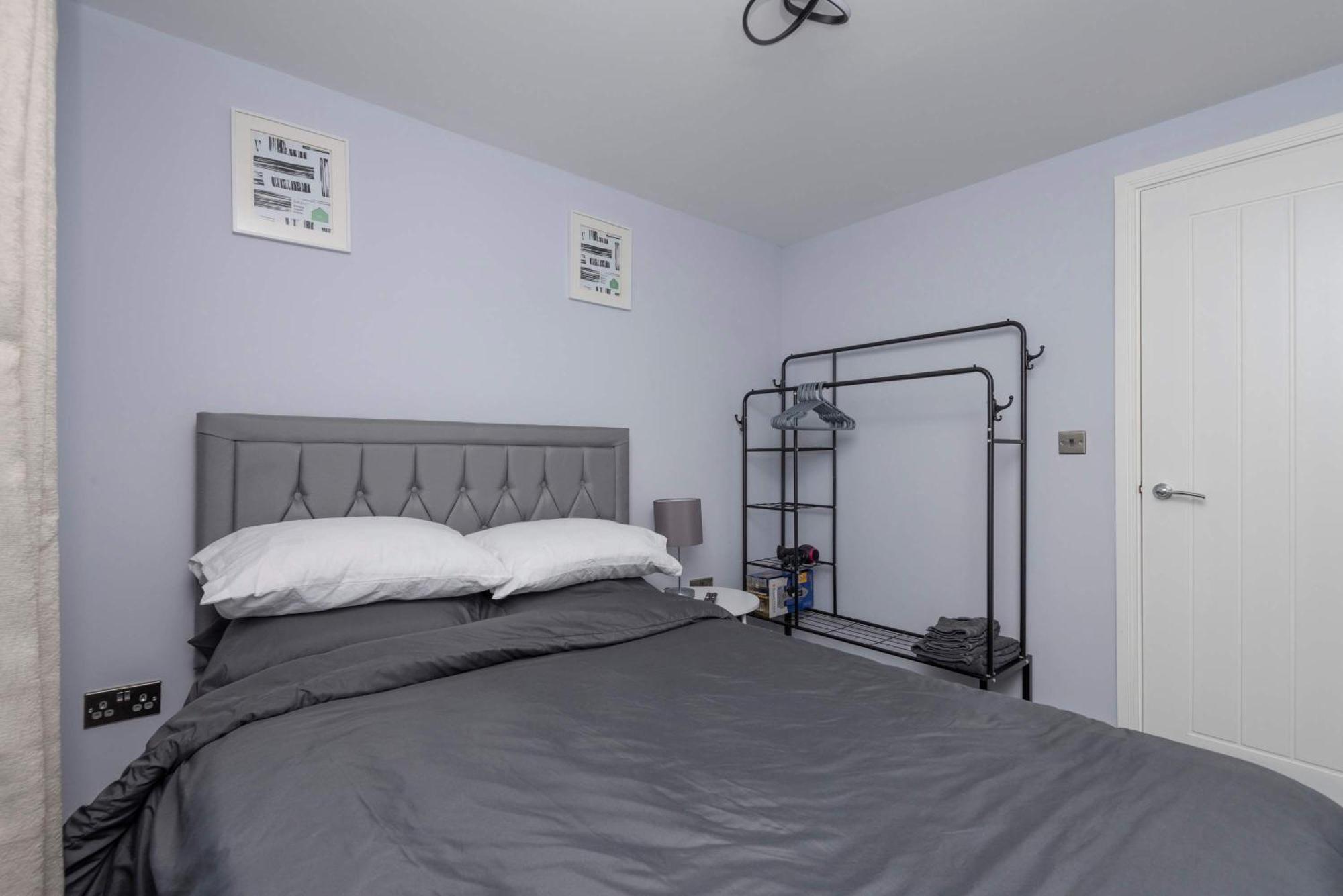 Apartment Stylish Elegant New Flat 5 Min From Elizabeth Line