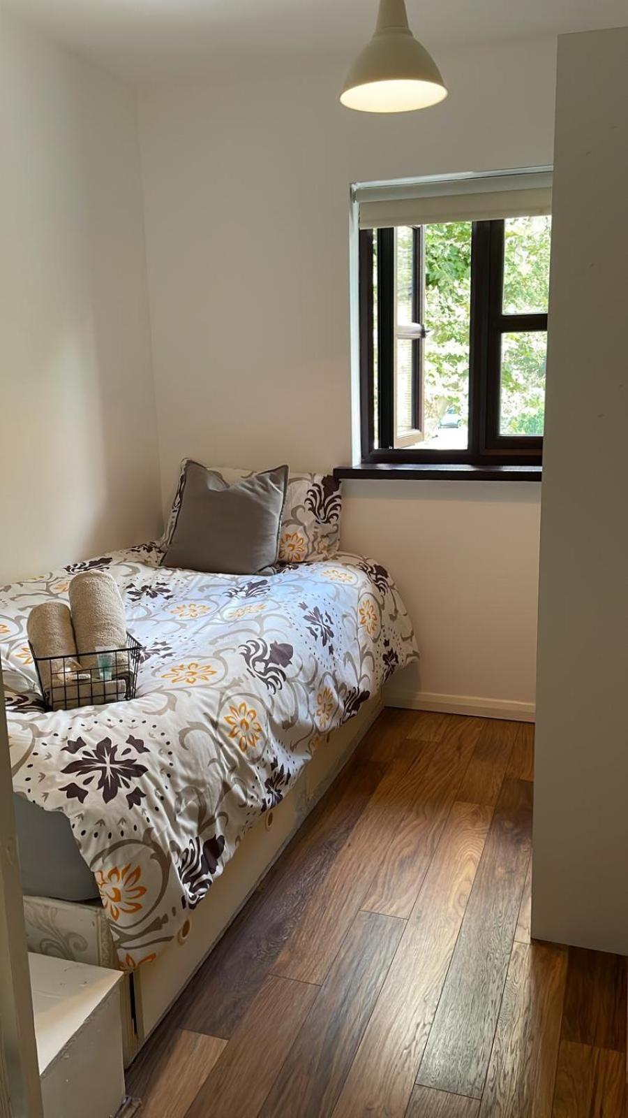 Single Refurbished Bedroom Guest house