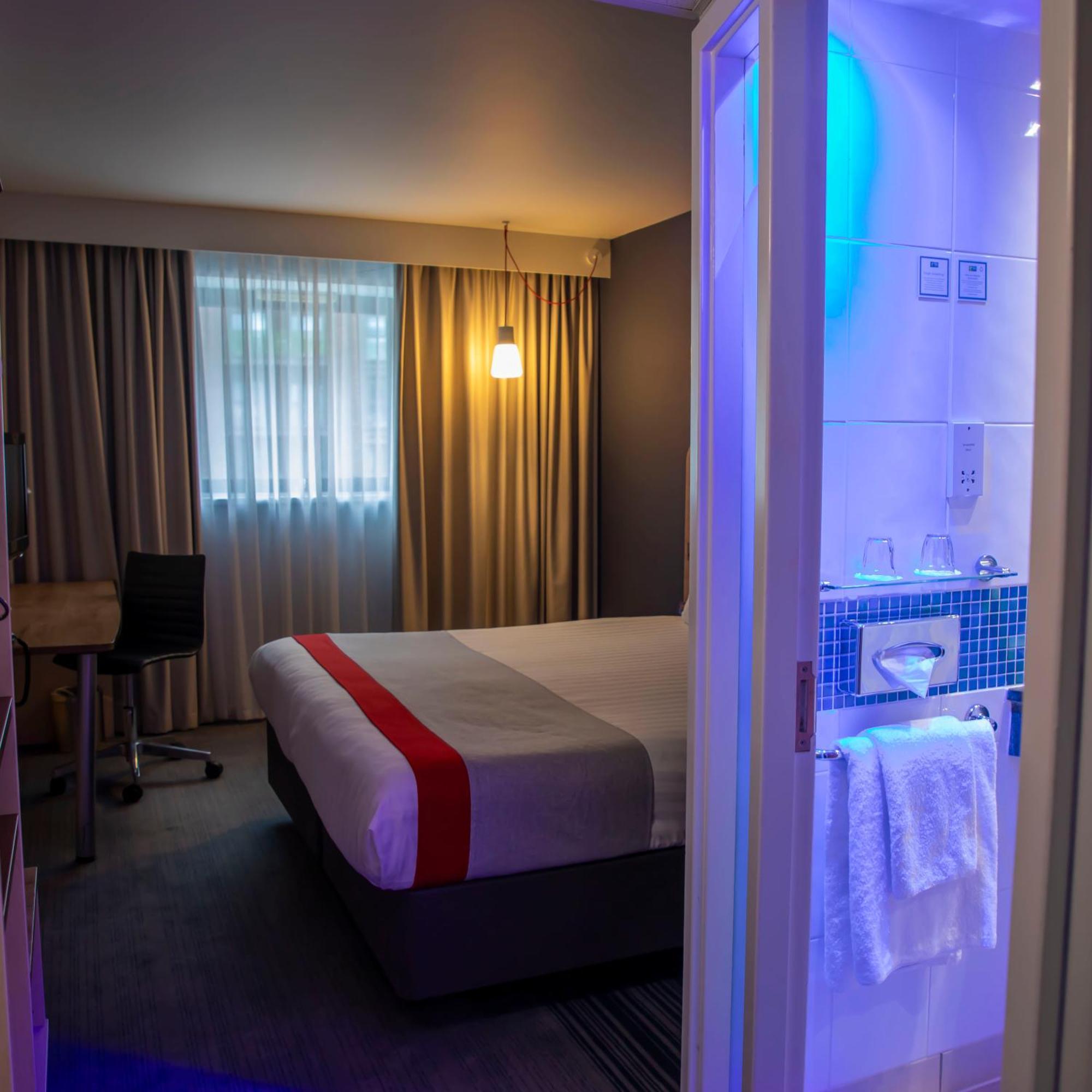 Express Royal Docks By Ihg Hotel London