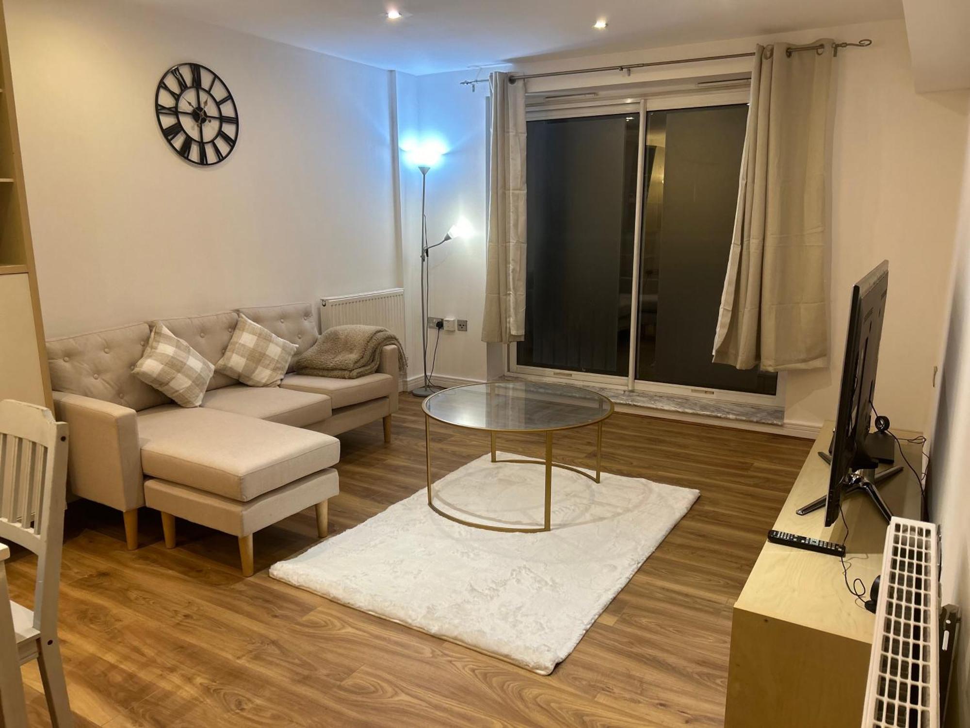 Comfy 2bed Near O2 Canary Wharf Excel Apartment