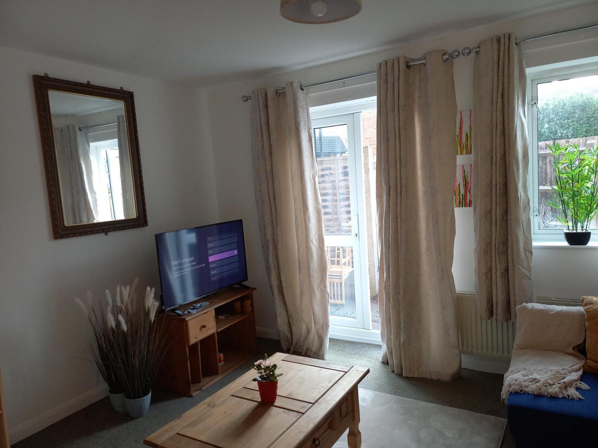 One Bedroom In Central Apartment London