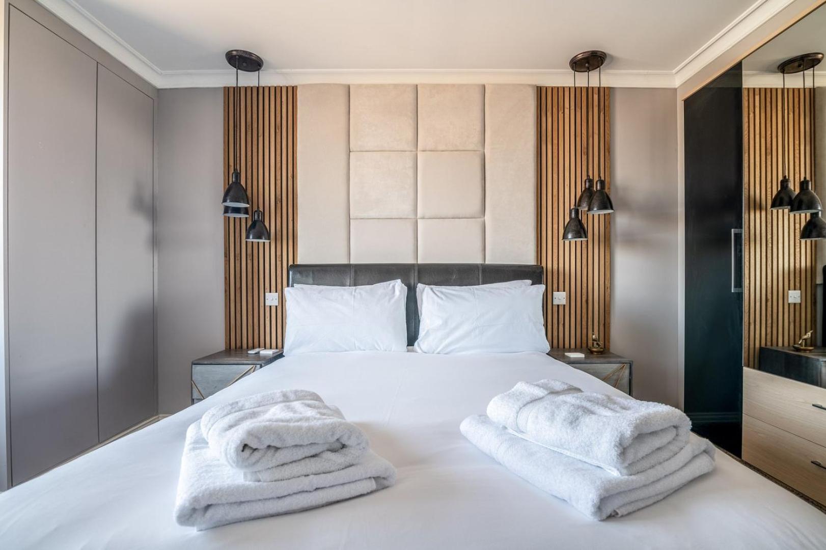 Canary Wharf Retreat With Free Secure Parking * Londres