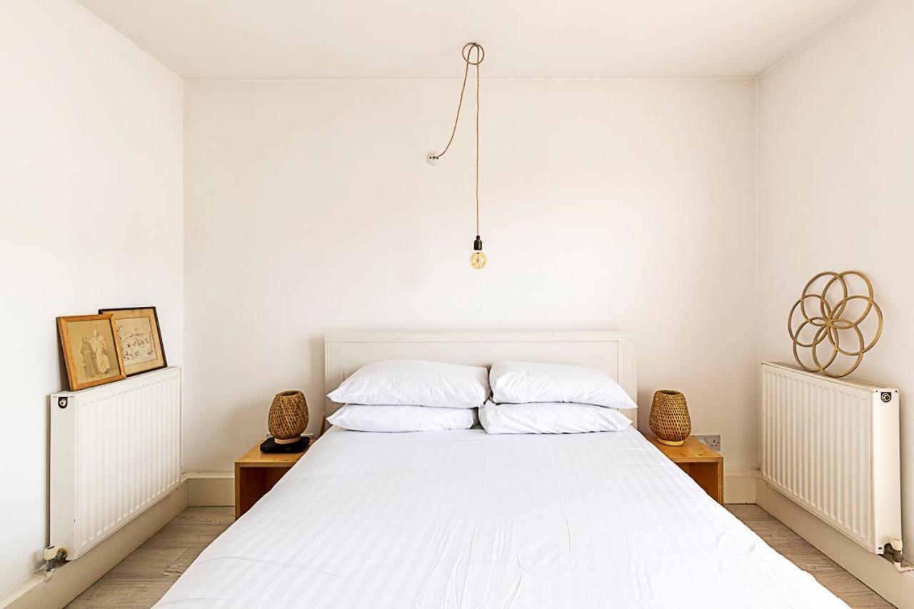Tranquil 2 Bedroom In East * London