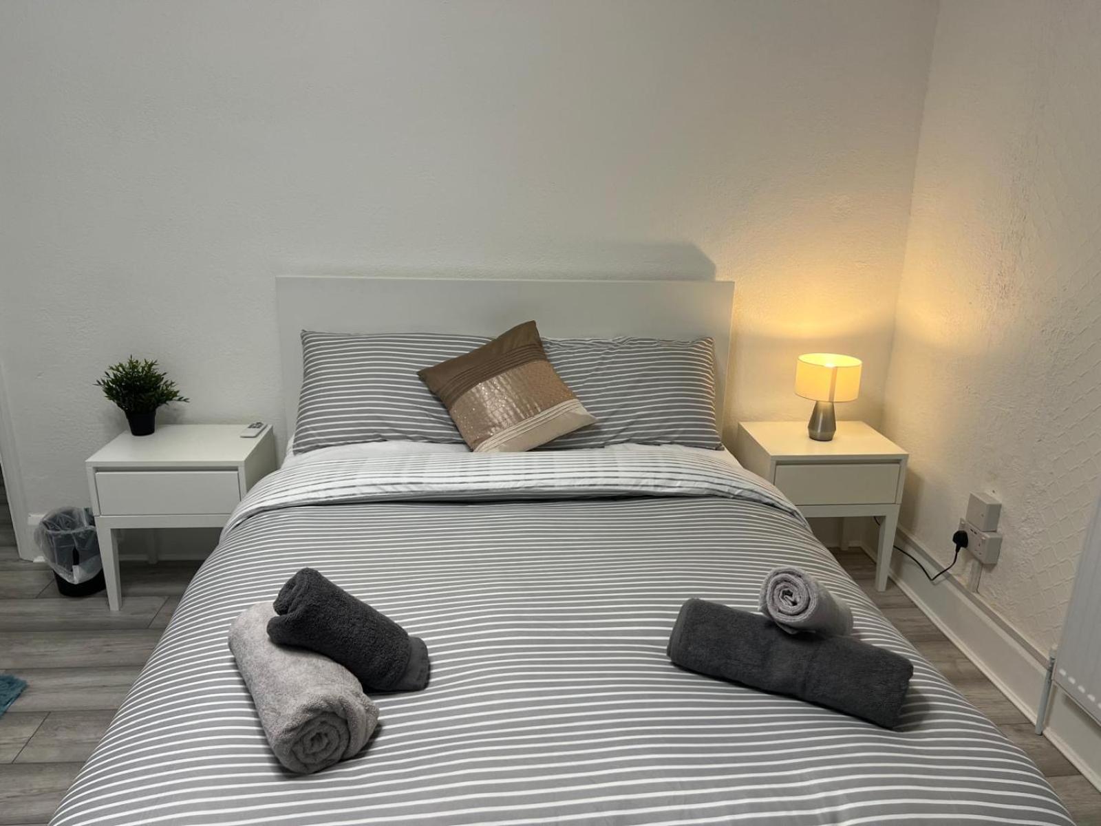 Eejs Stylish 3 Bedroom House - Greenwich Holiday home