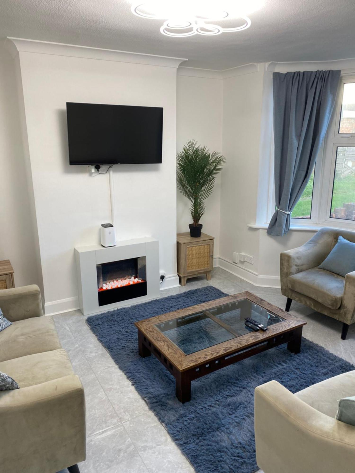 Eejs Stylish 3 Bedroom House - Greenwich * London