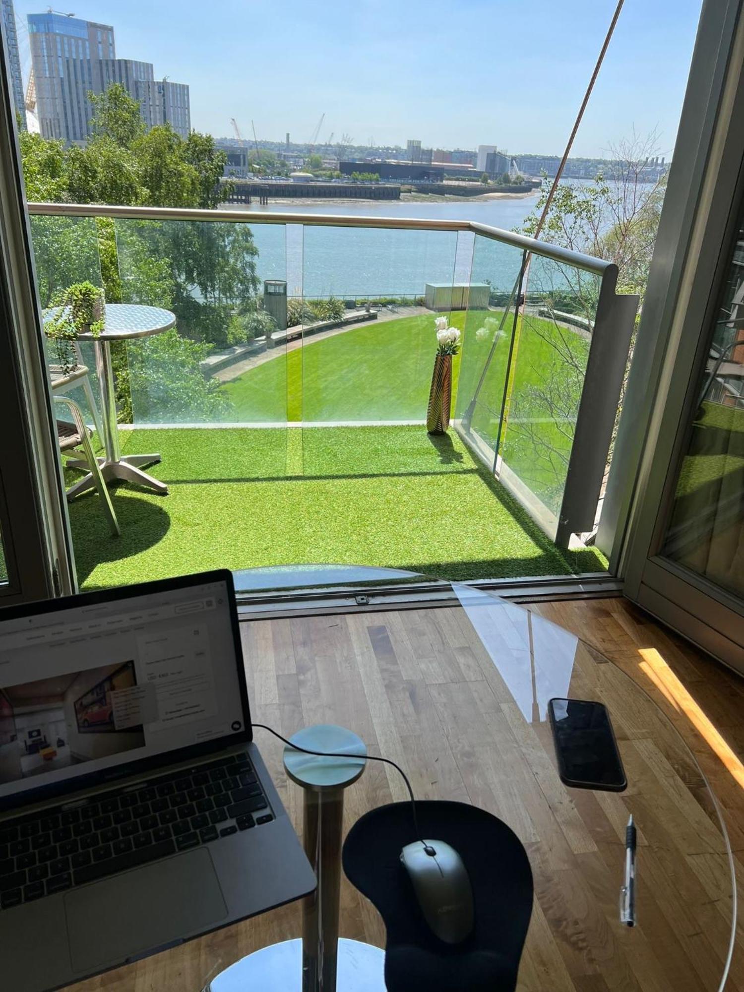 2 Bed Canary Wharf Apartamento Londres