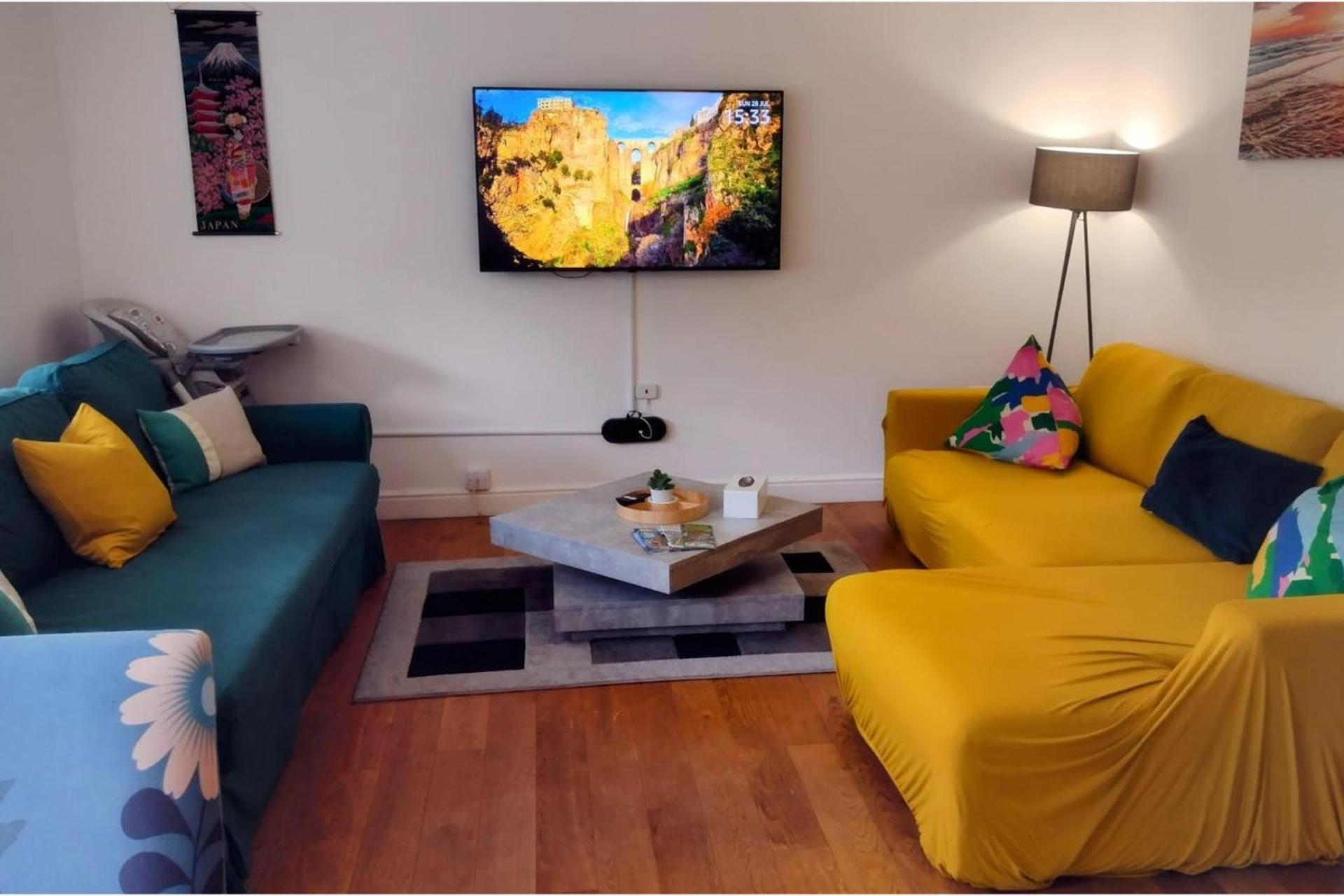 Spacious 2-bed Family With Pets Welcome * London