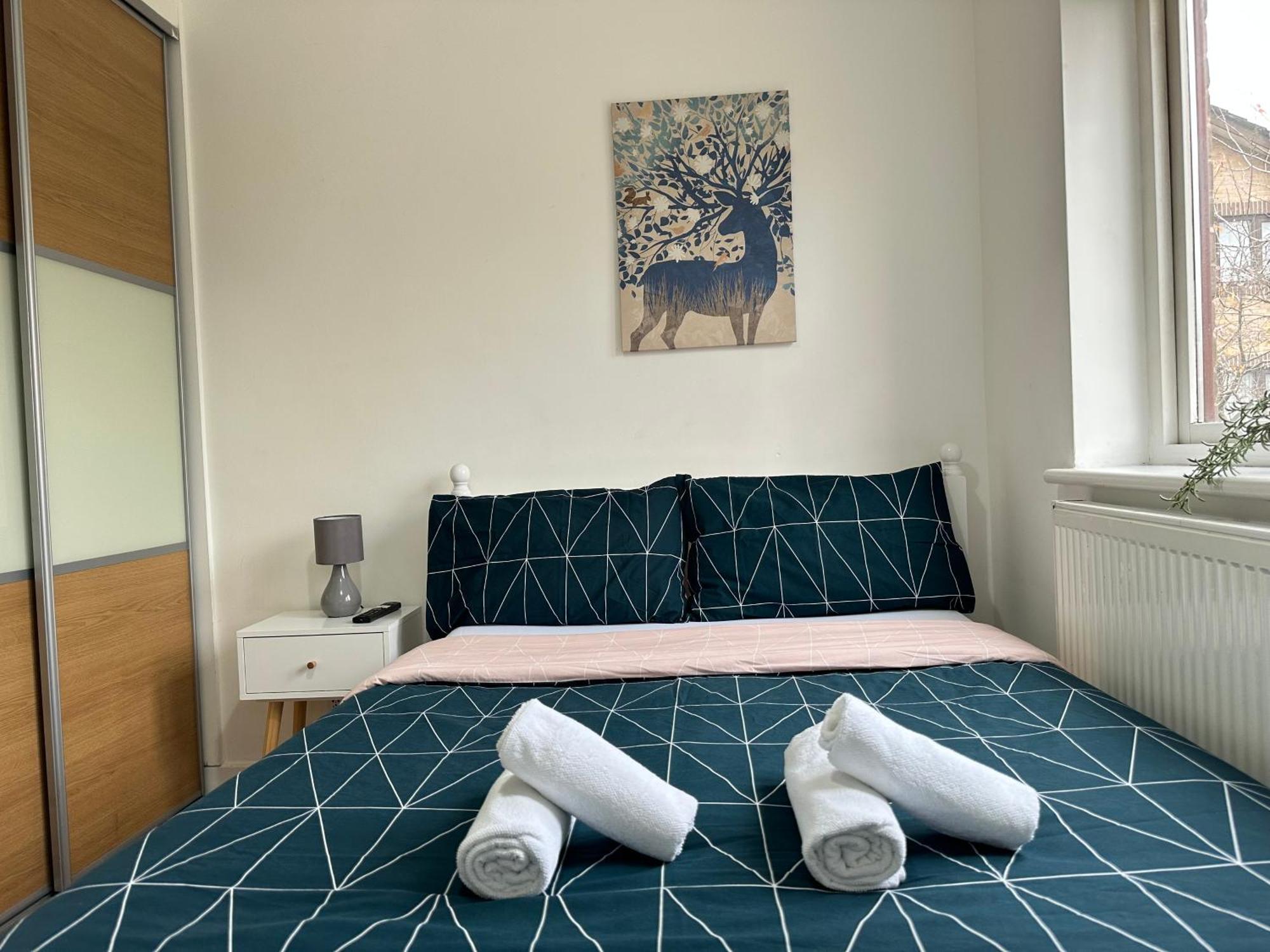 Homestay Laburnum House-comfortable Near Of *