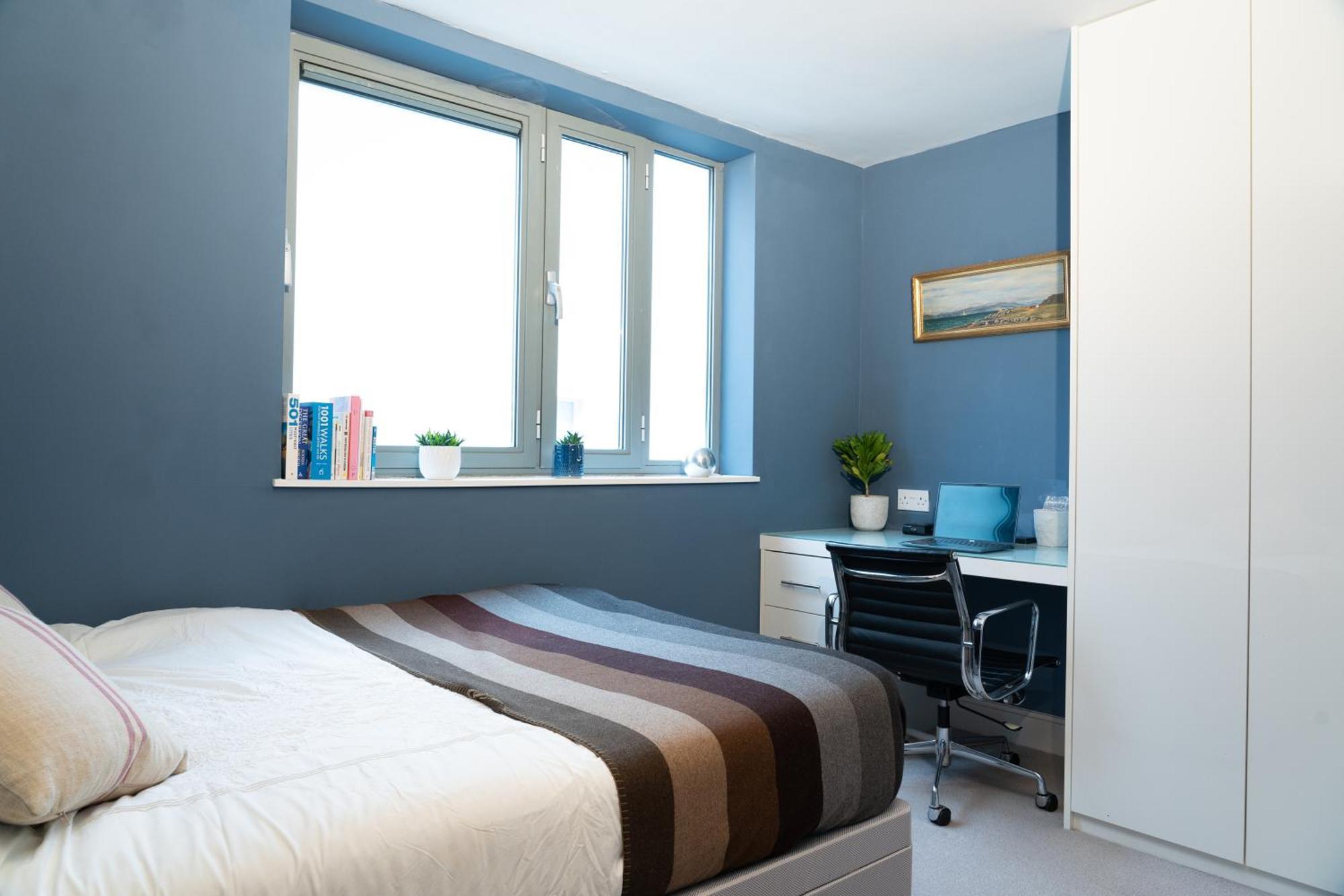 Apartment Bridge Escape - 2 Bed 2 Bath Near Landmarks London