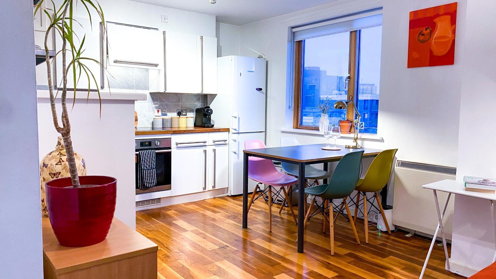 Apartment 2 Bed Shoreditch With Parking London