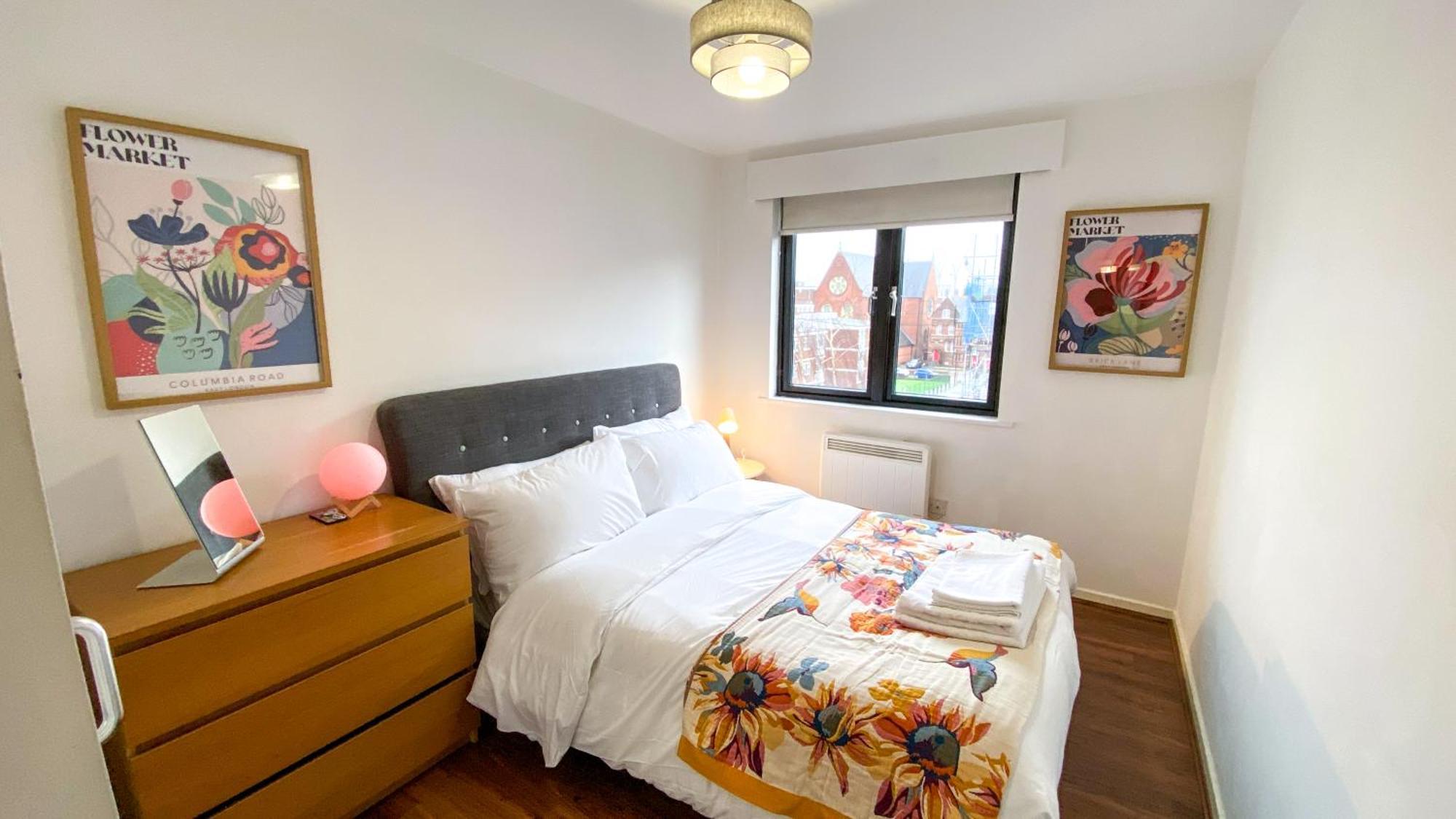 2 Bed Shoreditch With Parking