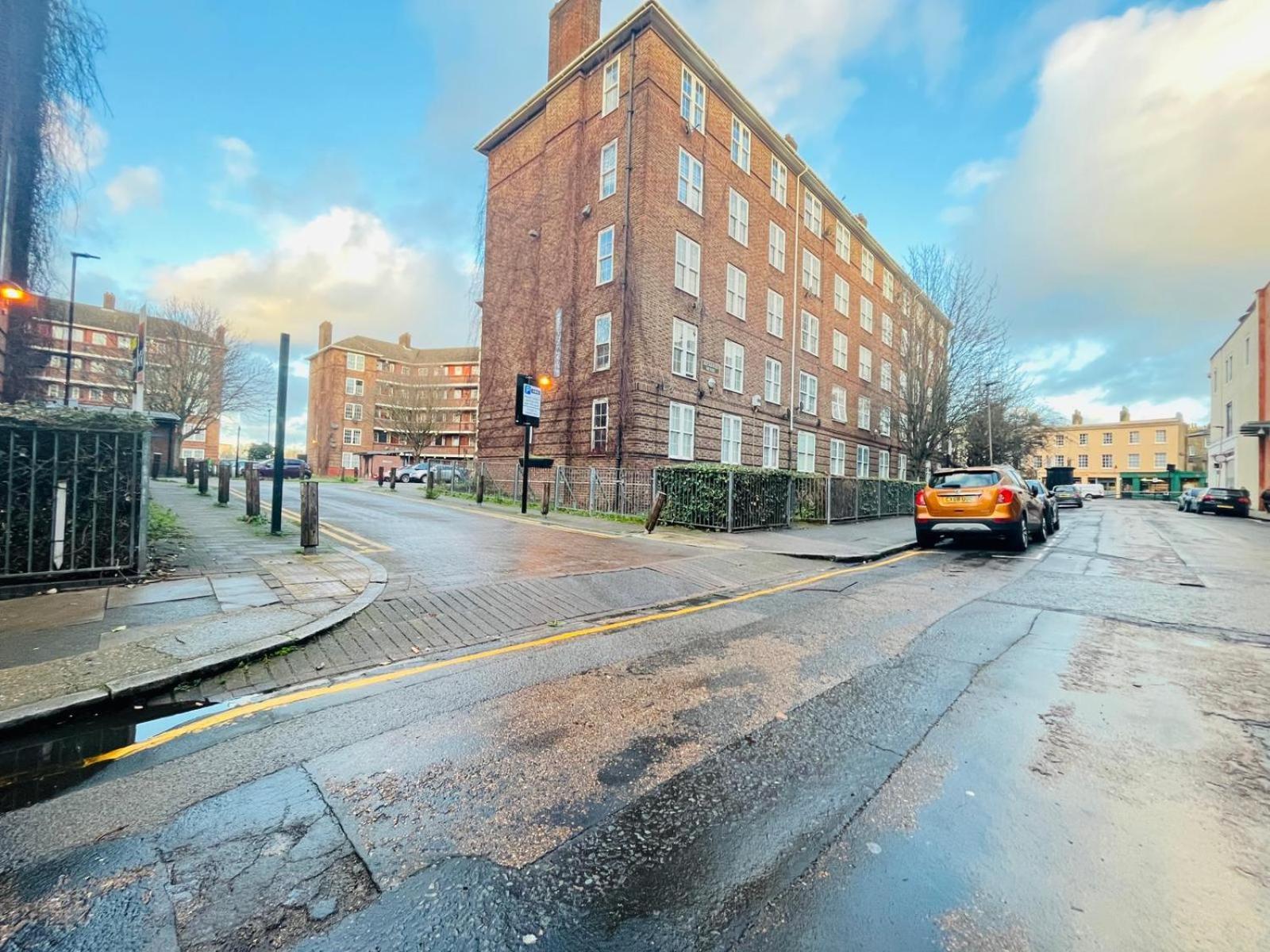2 Bedroom Flat In Greenwich Next To Cutty Sark Apartment