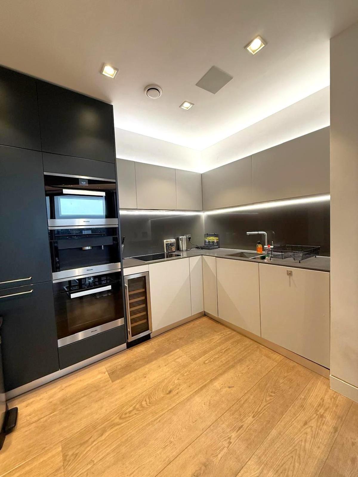 Tower Bridge Amazing View Luxury 3 Beds Apartment