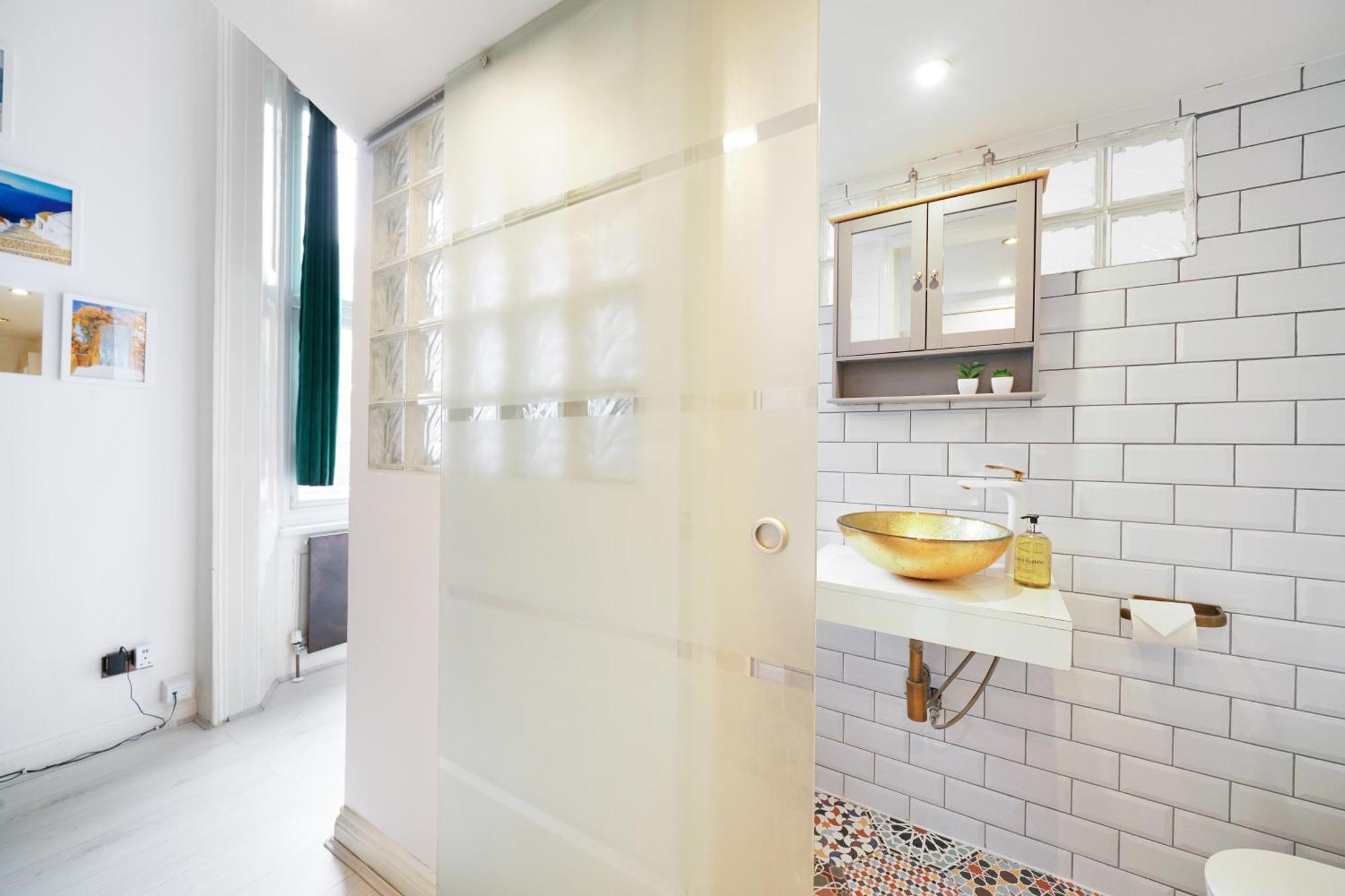 Cozy Split-level Studio Apartamento