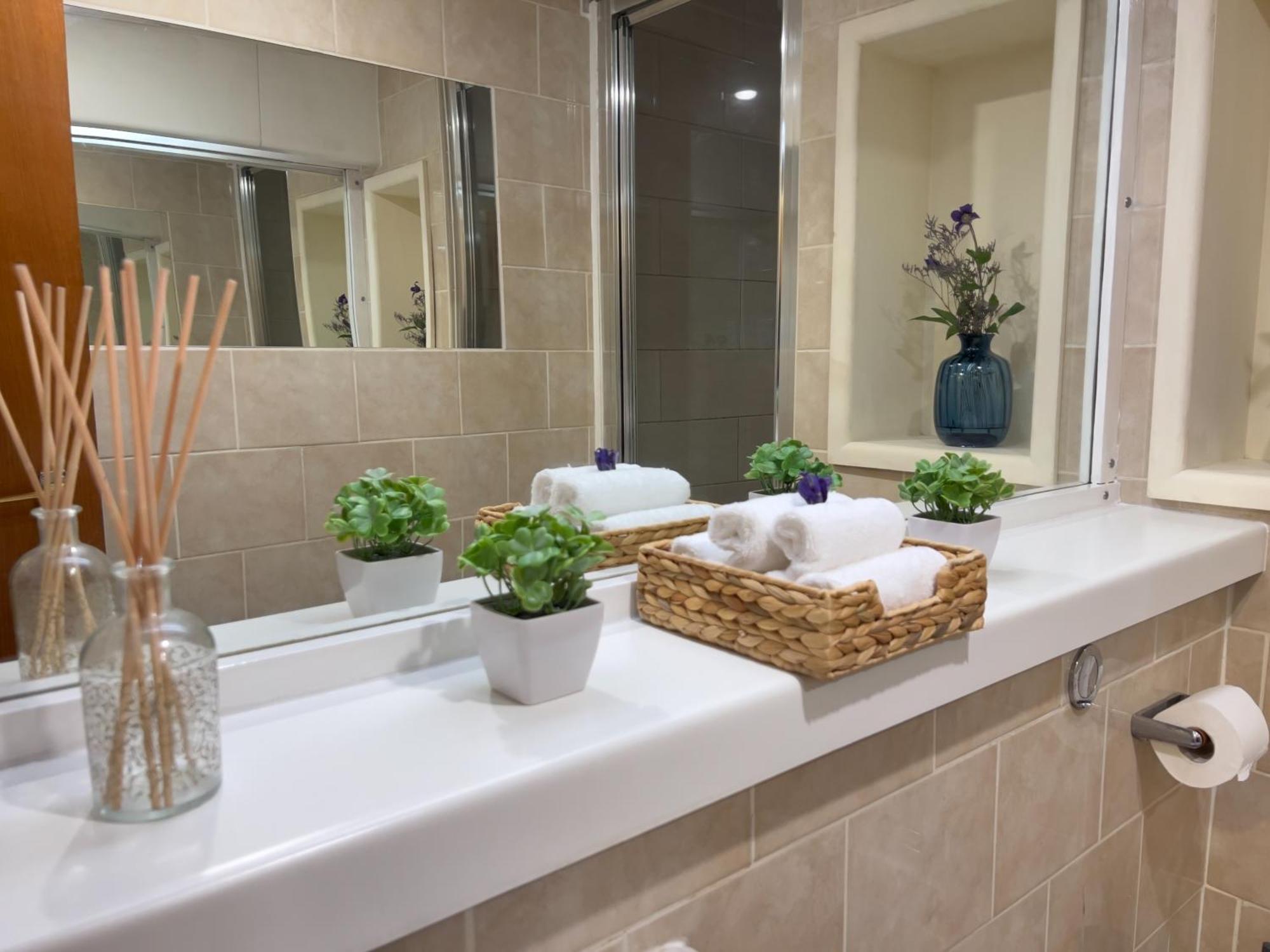 Apartment Private Garden Canary Wharf East