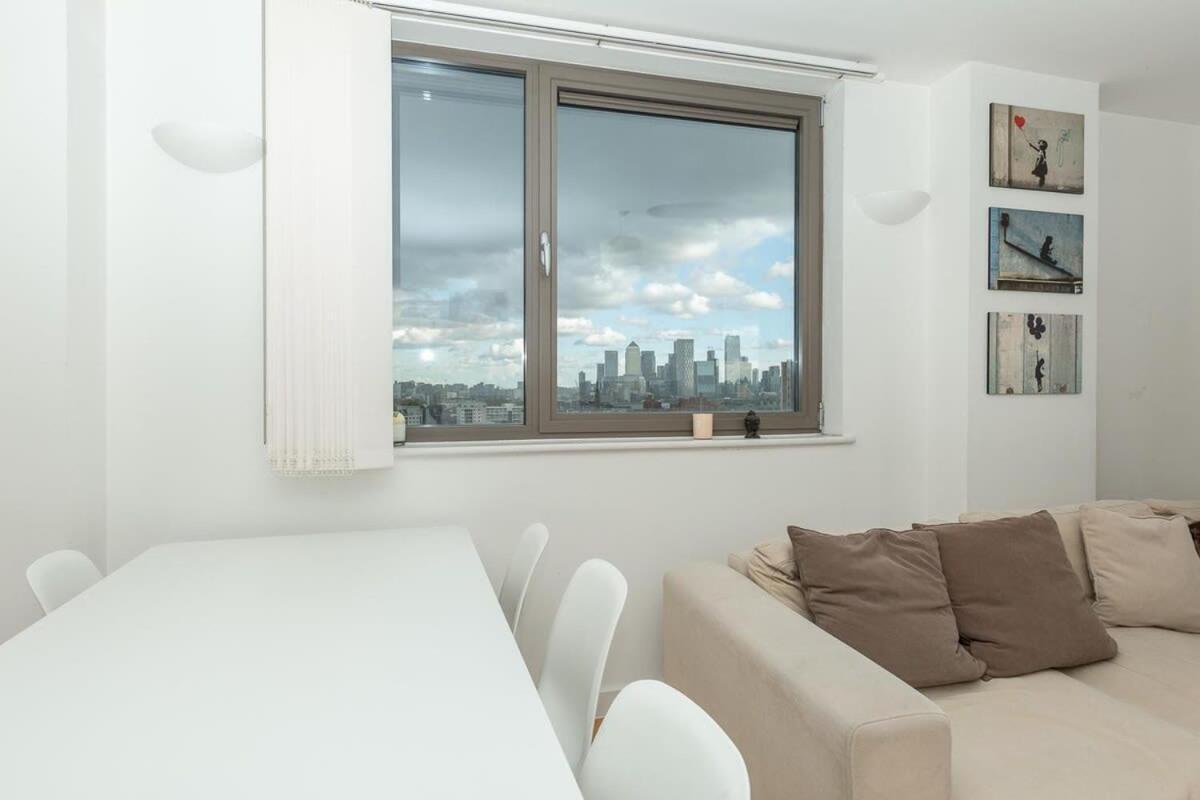 Apartment 2 Bedroom East With Lovely Views *