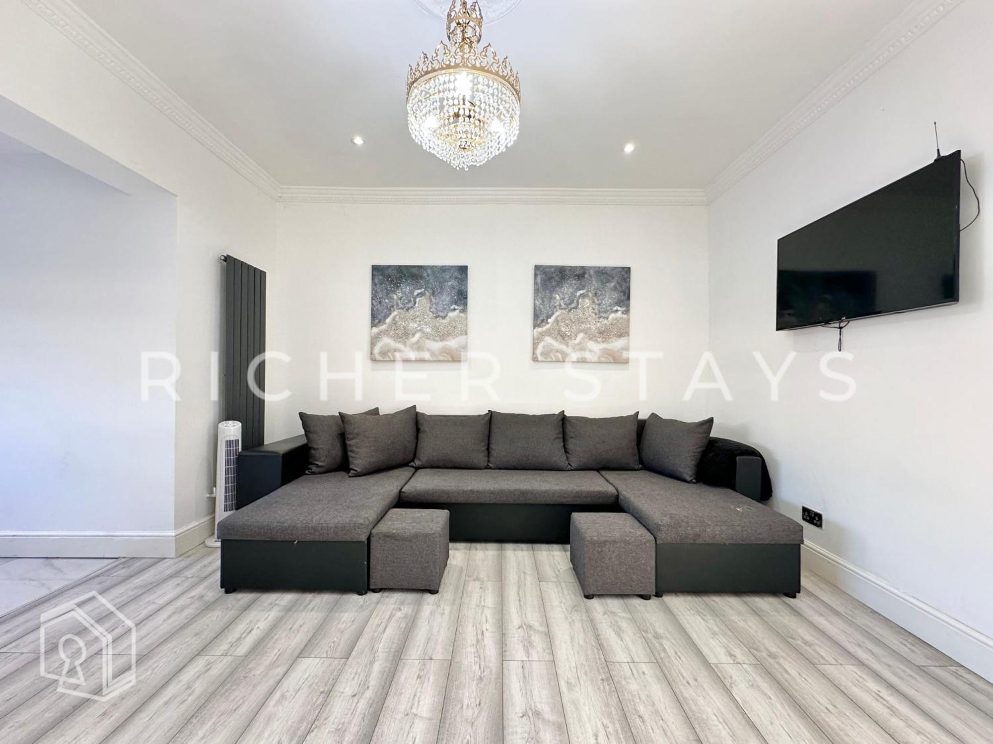 Modern 1-2 Bedroom East Ldn Flat With Private Garden London