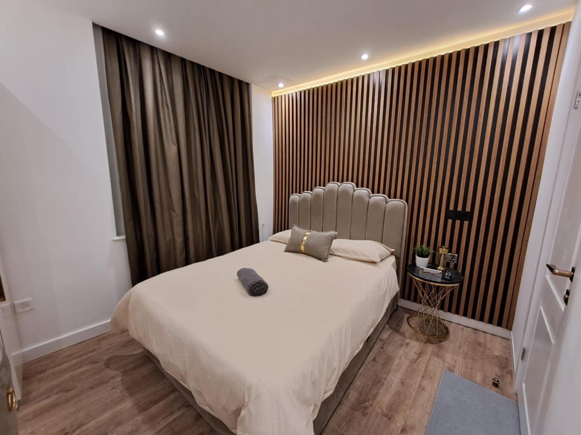 64 Hotel