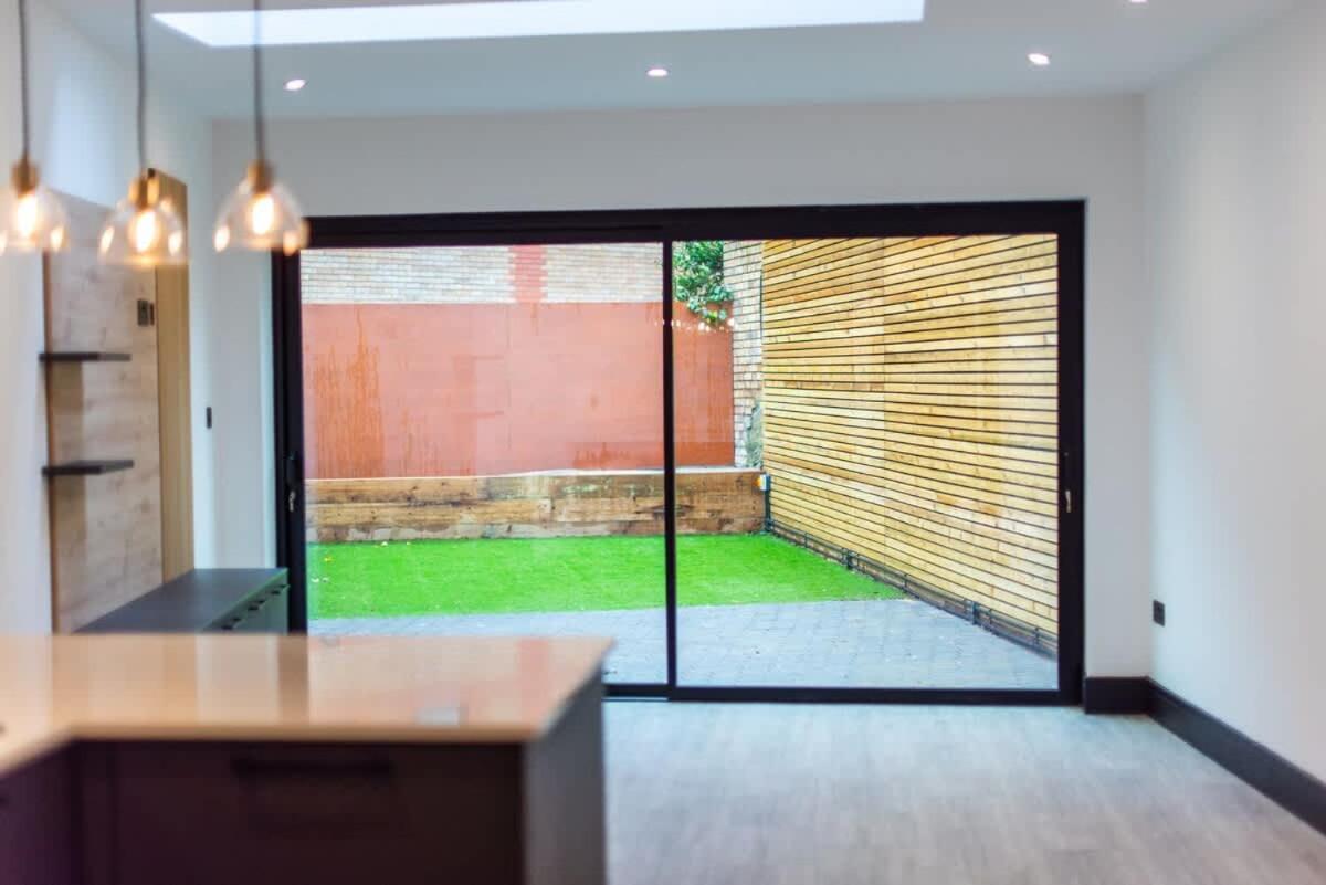 Beautiful Modern Eco Friendly 2 Bed House With Garden - Holiday home London