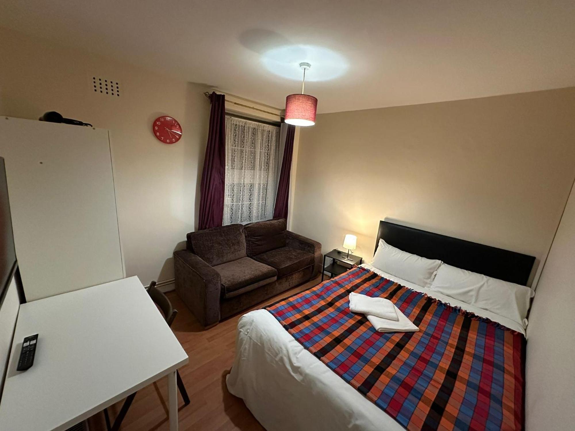 Apartamento Beautiful Private Double In A Shared 3-bedroom Minutes Walk From Bethnal *